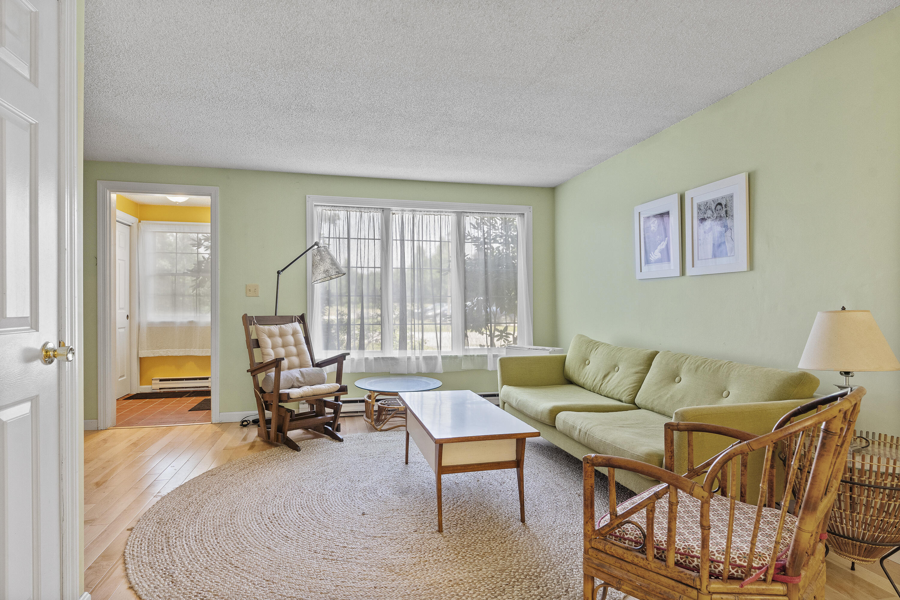 5 Riverbend Drive, 5