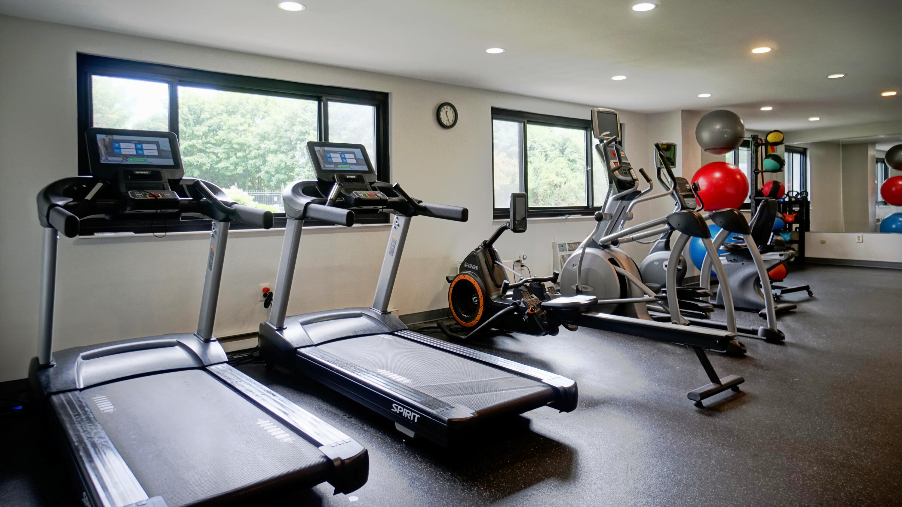 340 Eastern Promenade, 143