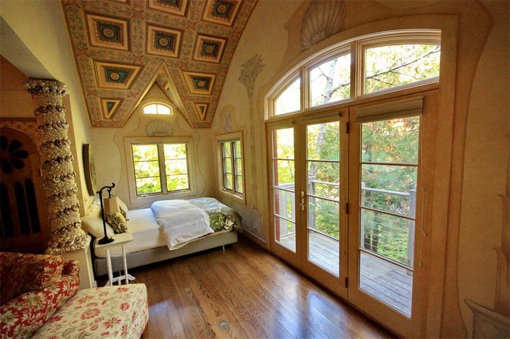 2 Pine Ledge Lane