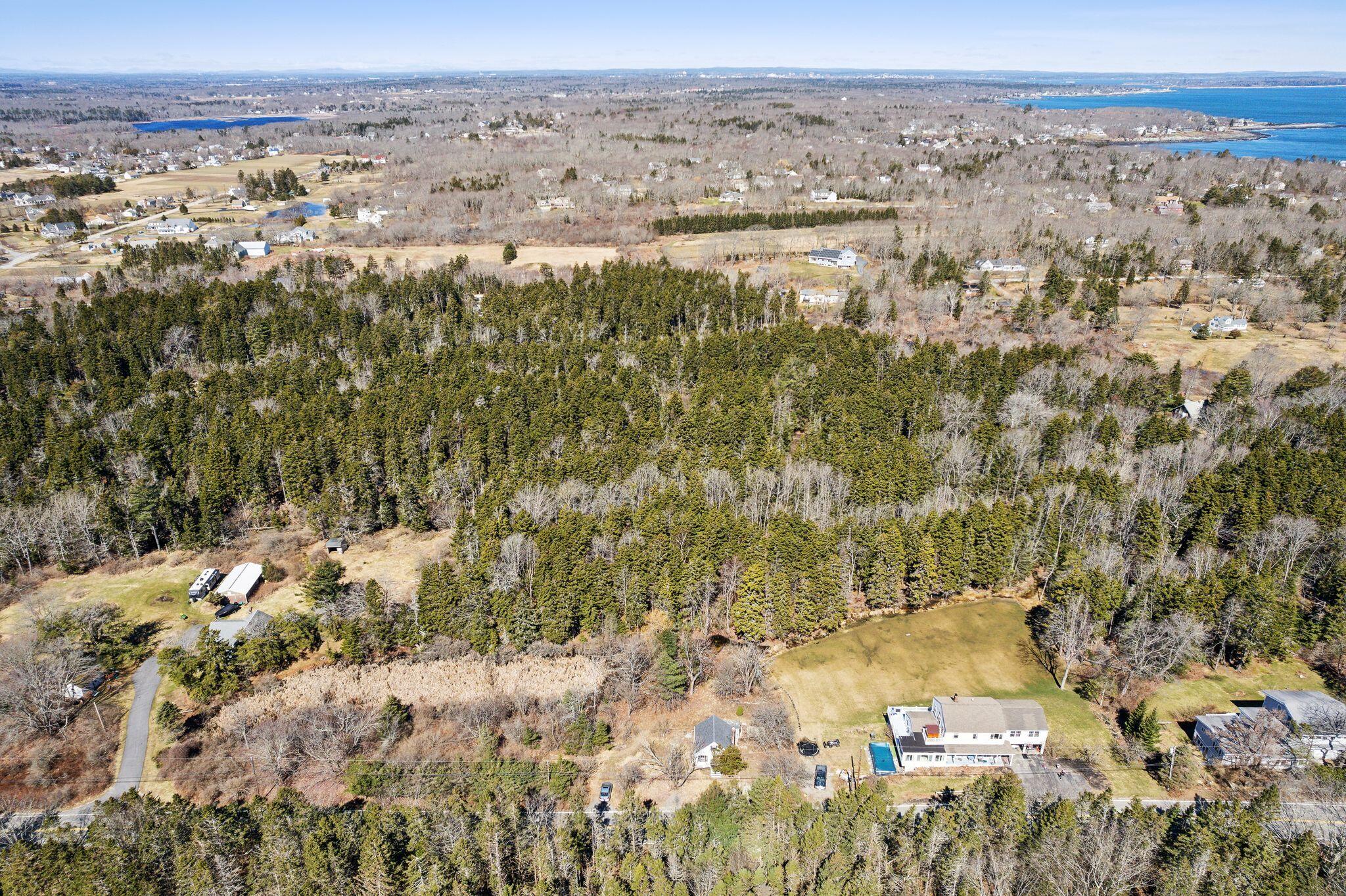 160 Two Lights Road