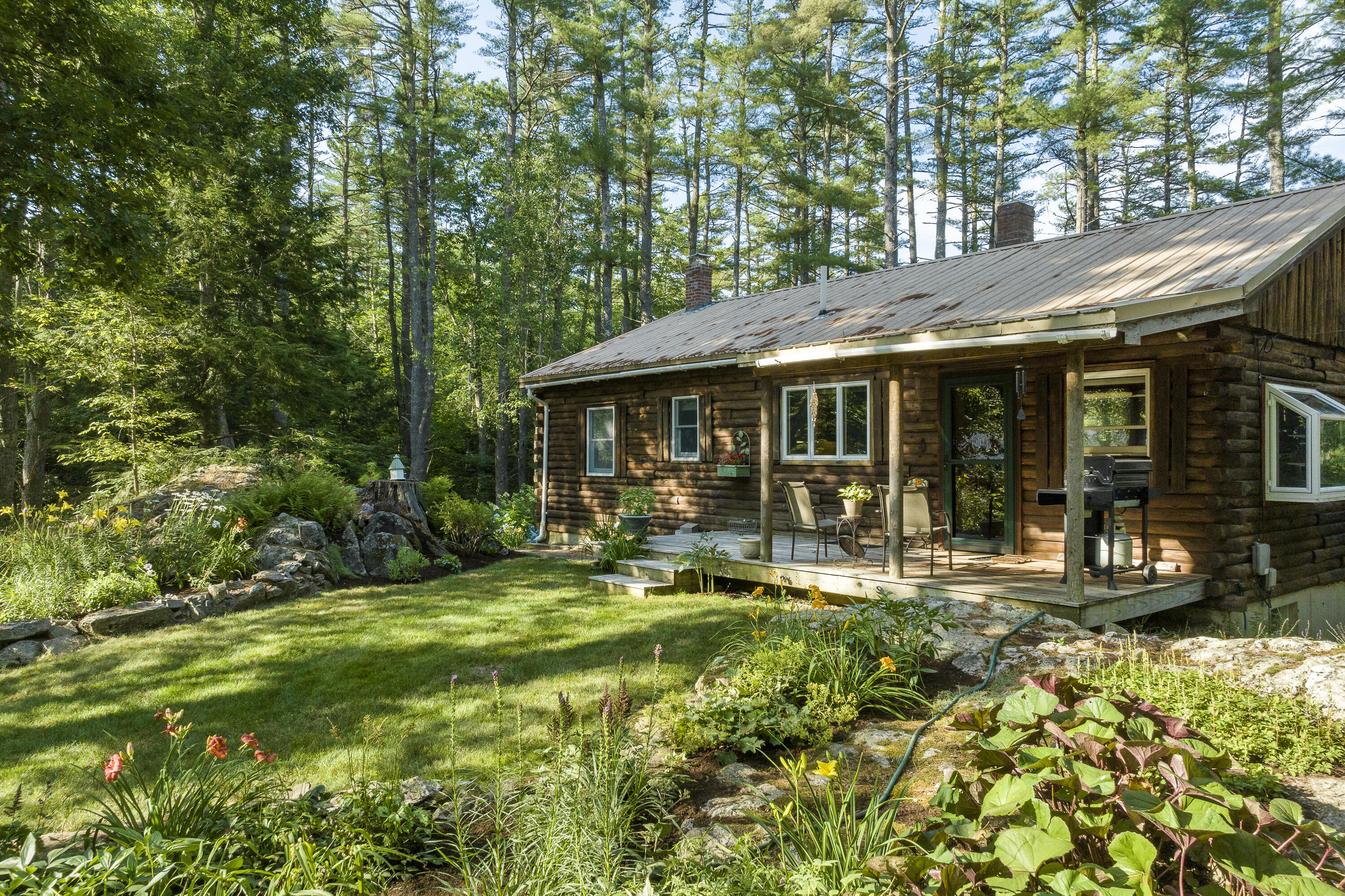 3 Lakeside Lane