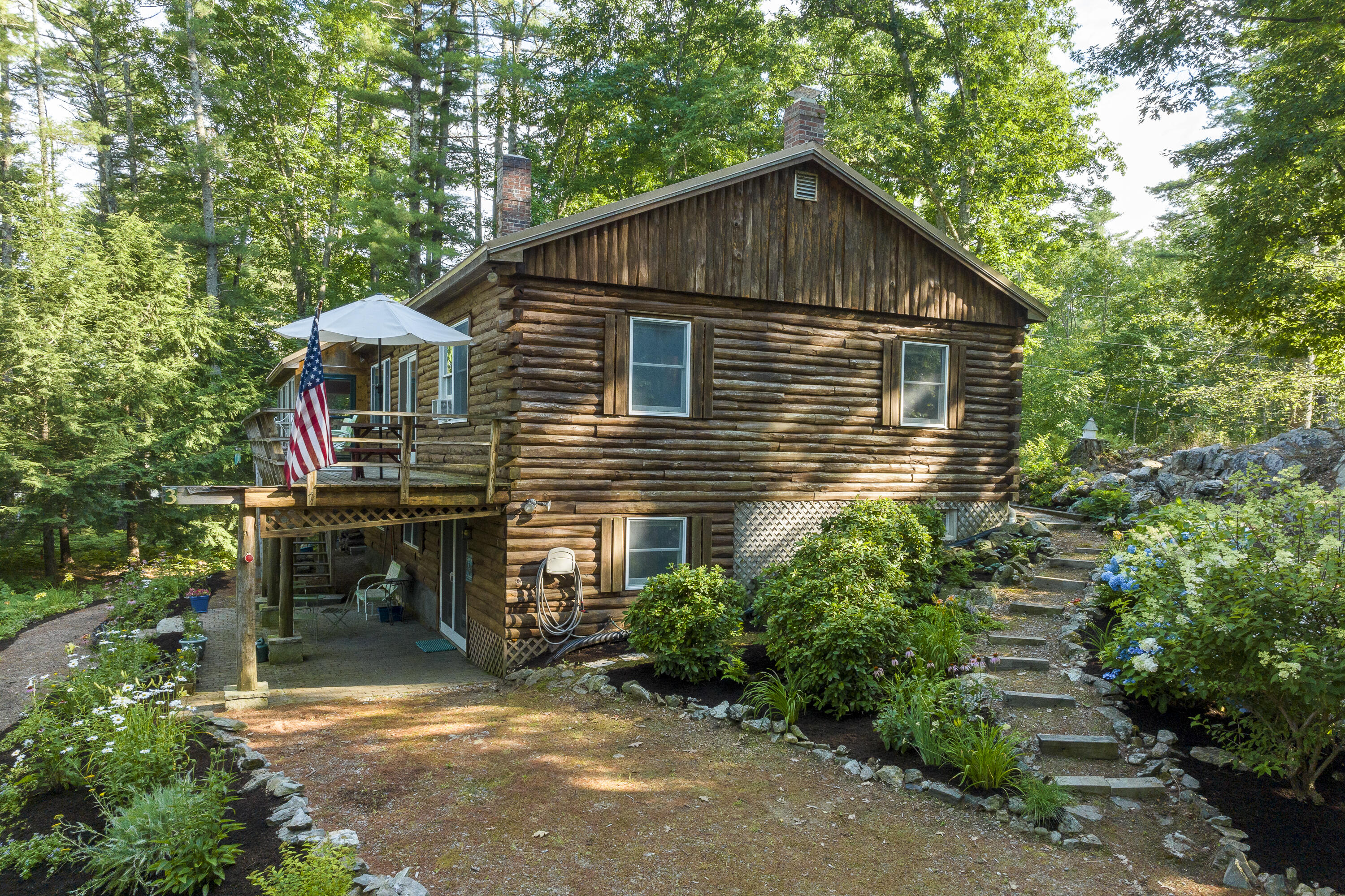 3 Lakeside Lane