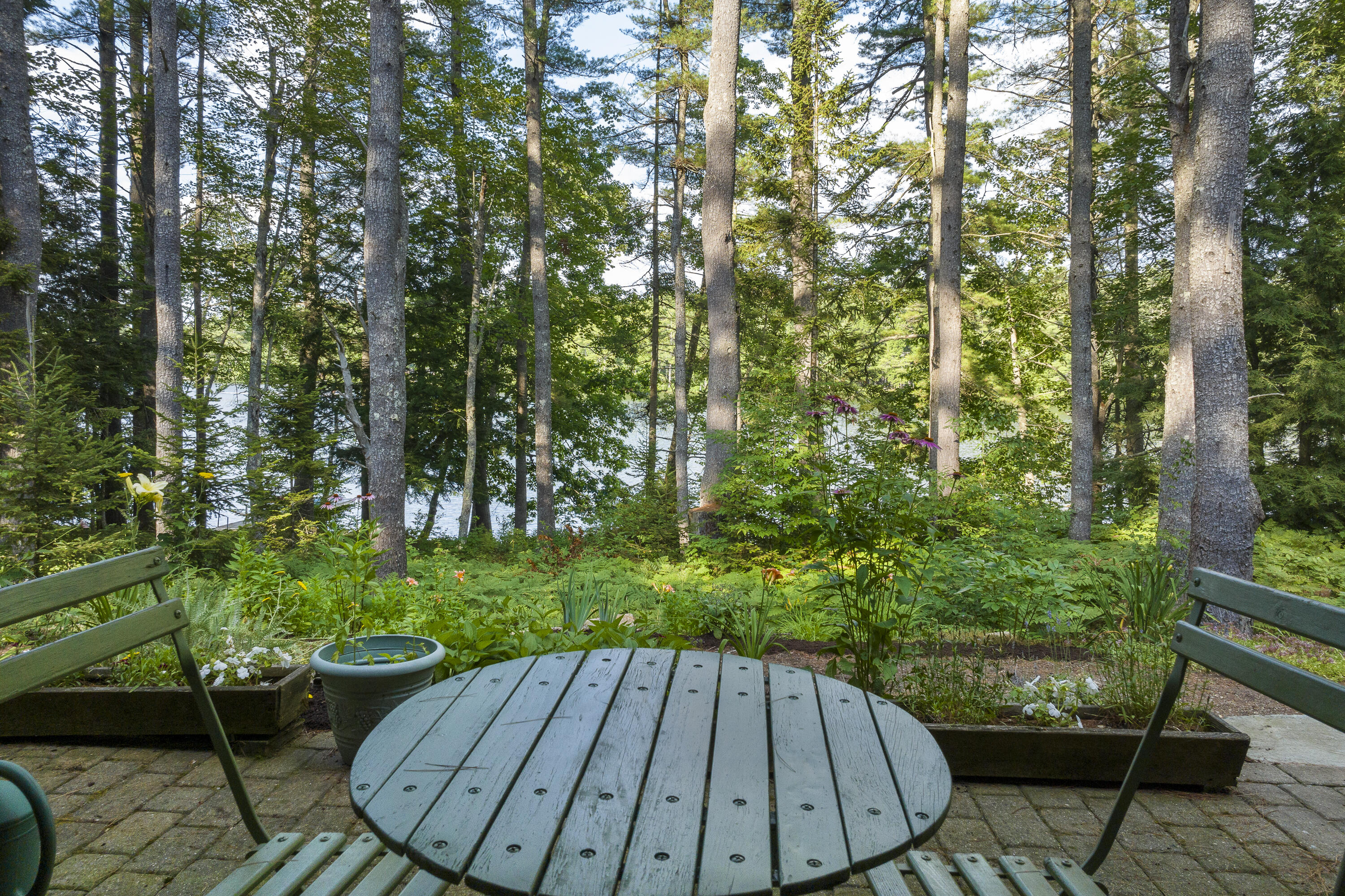 3 Lakeside Lane