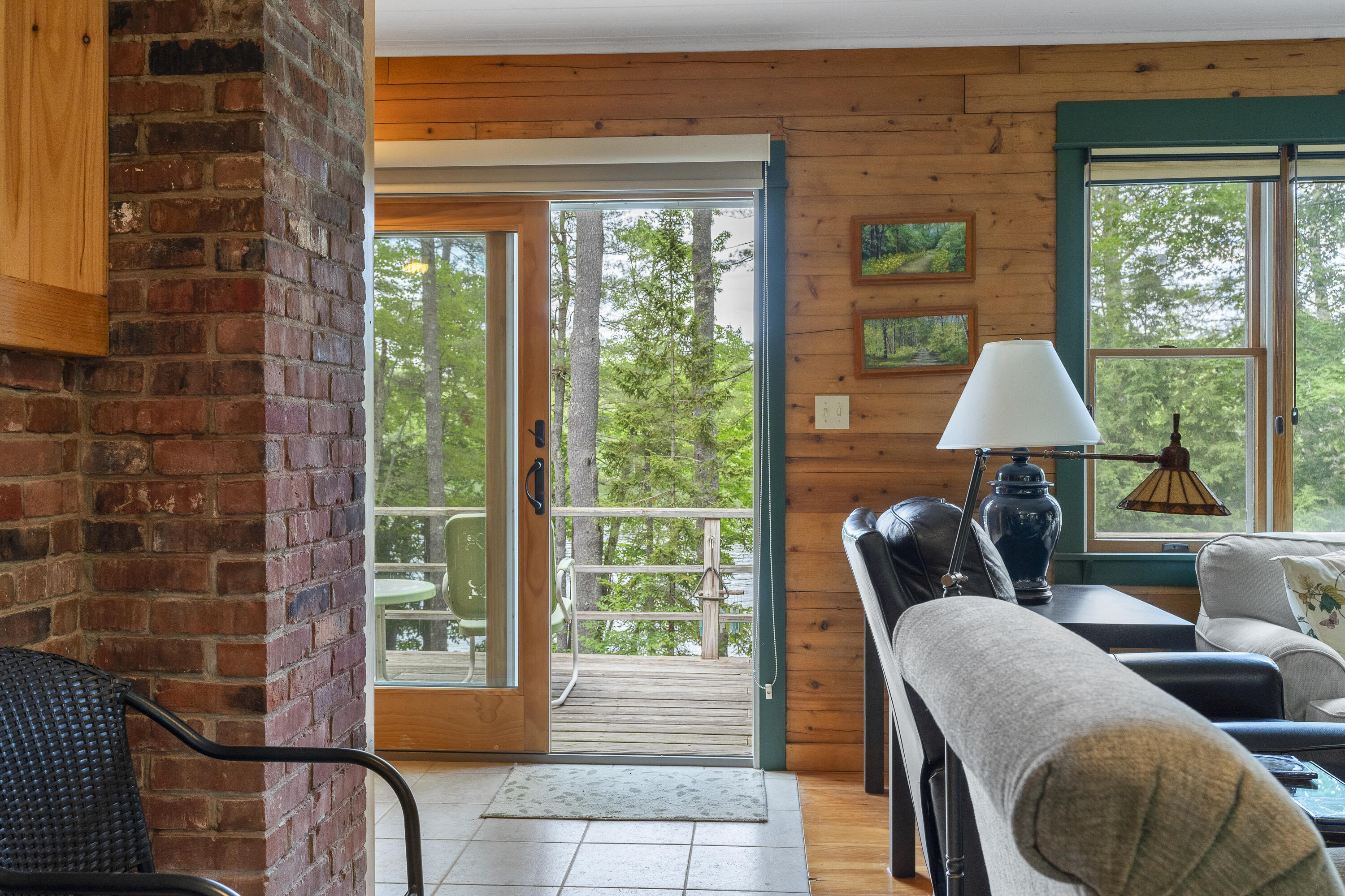 3 Lakeside Lane