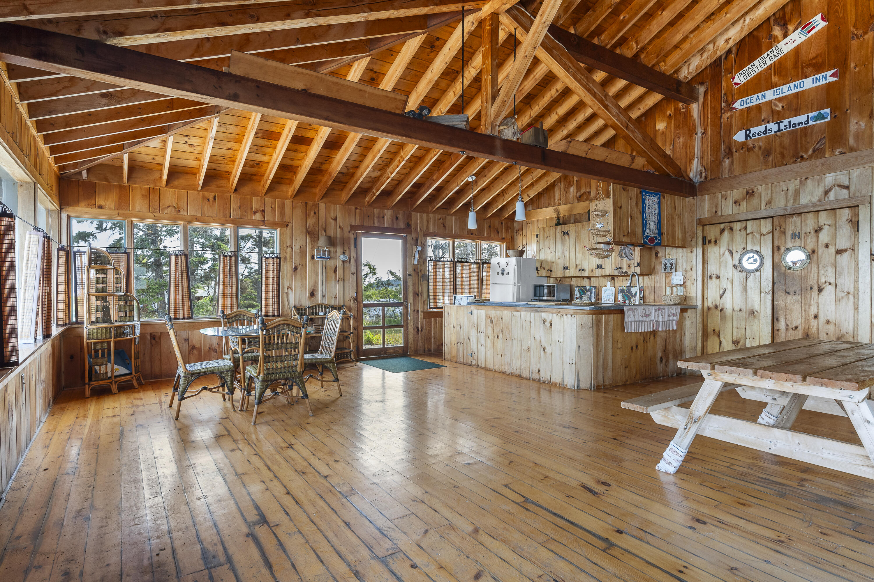 282 King Phillips Trail