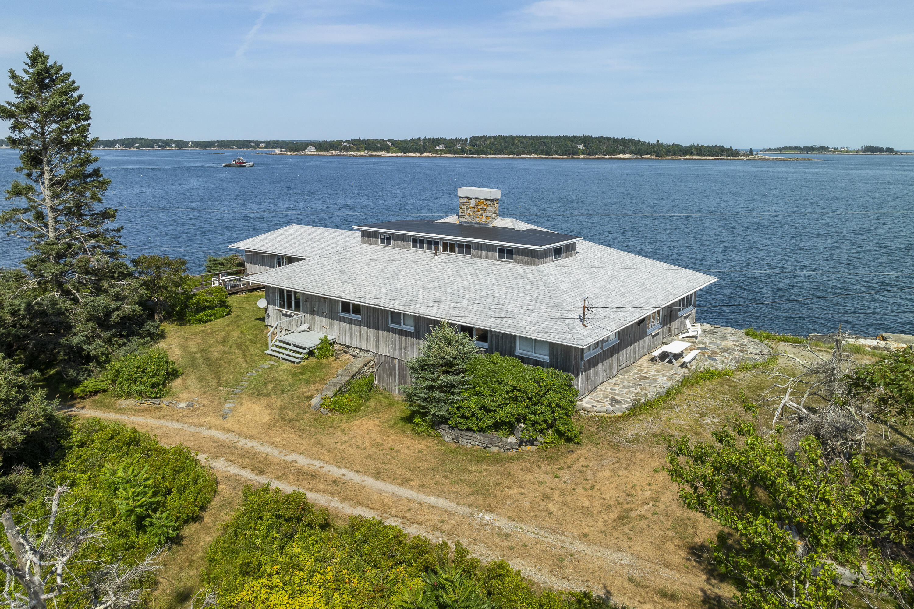 282 King Phillips Trail