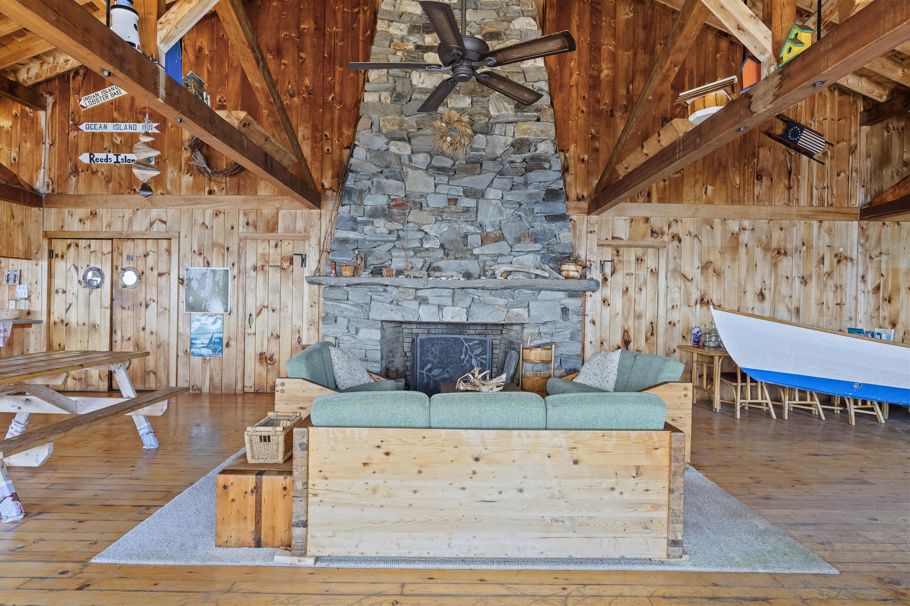 282 King Phillips Trail
