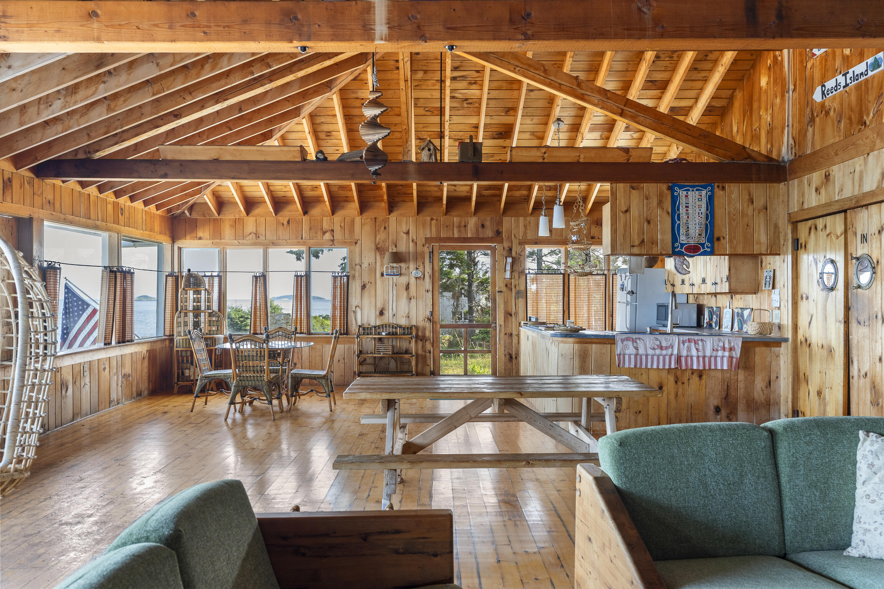 282 King Phillips Trail