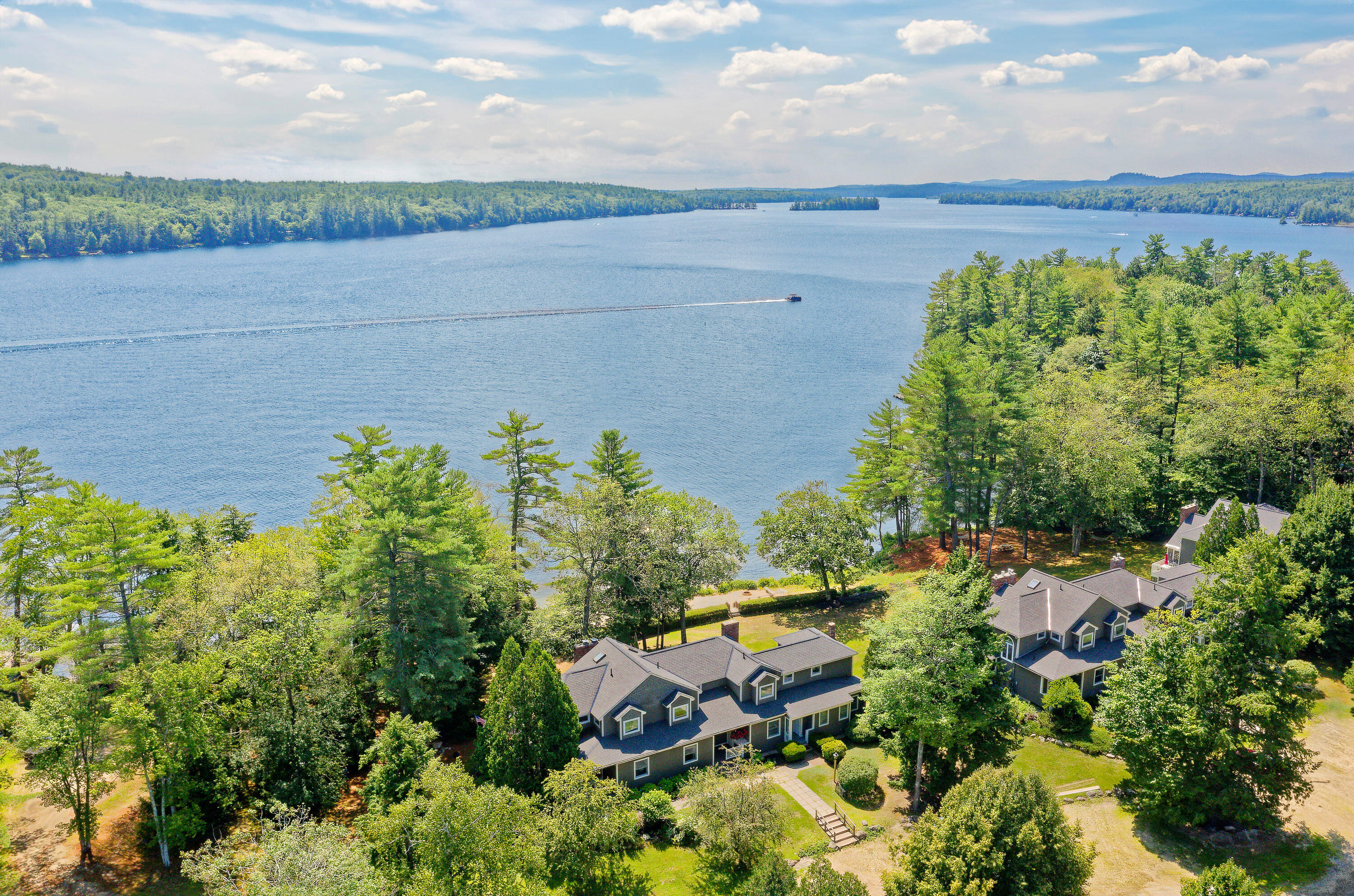8 Secret Harbor, 8