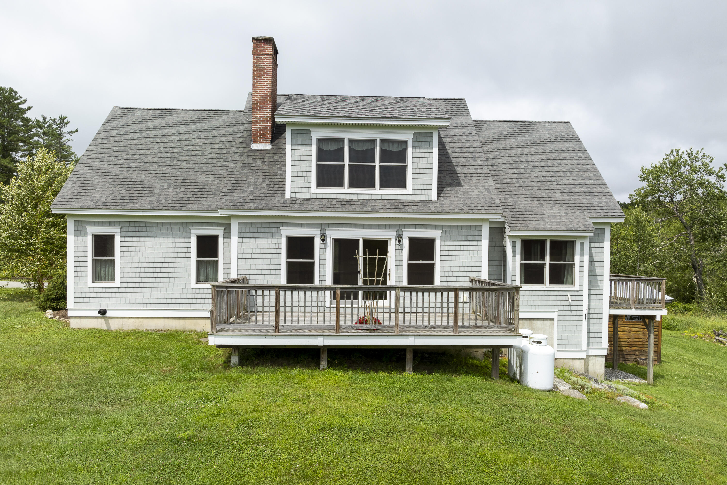 222 Pond Road