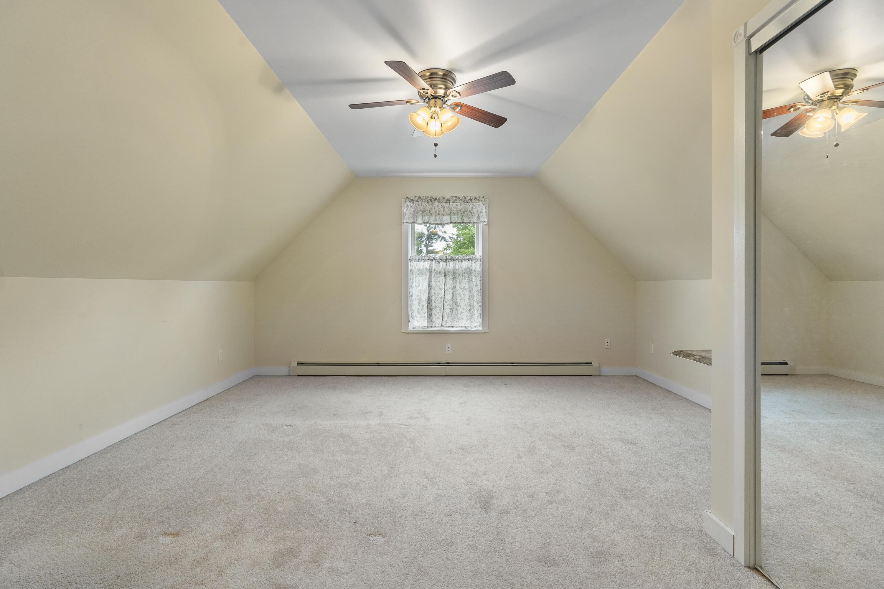 222 Pond Road