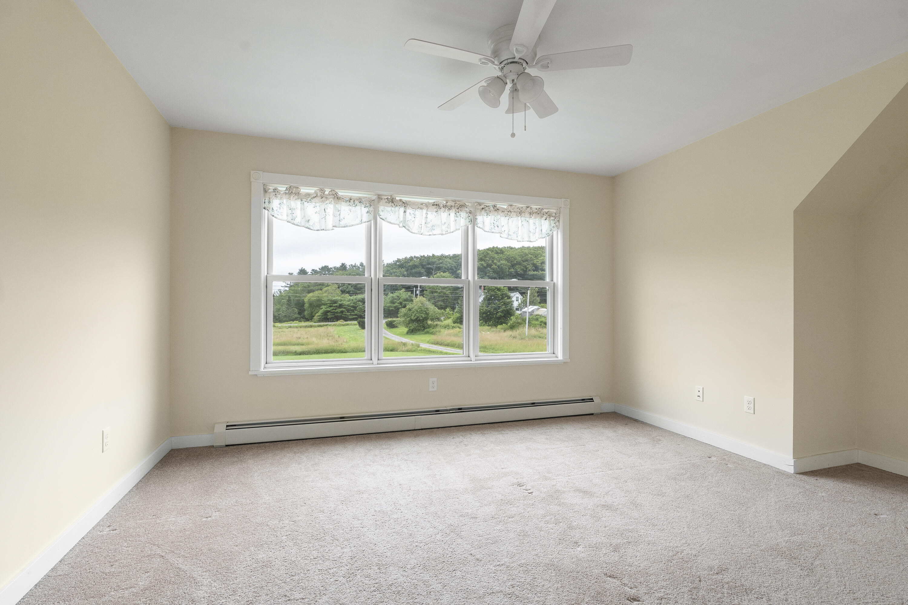 222 Pond Road