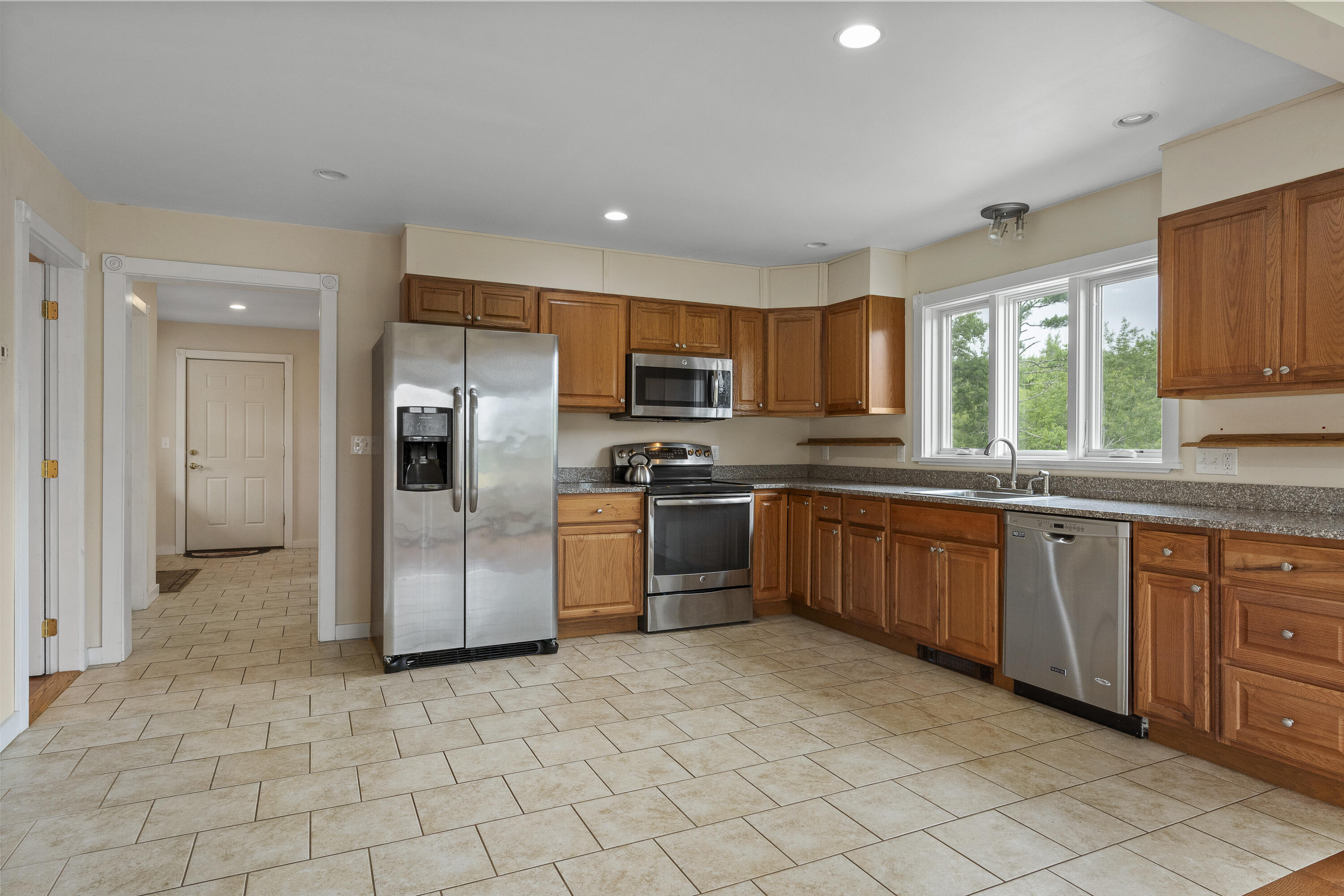 222 Pond Road
