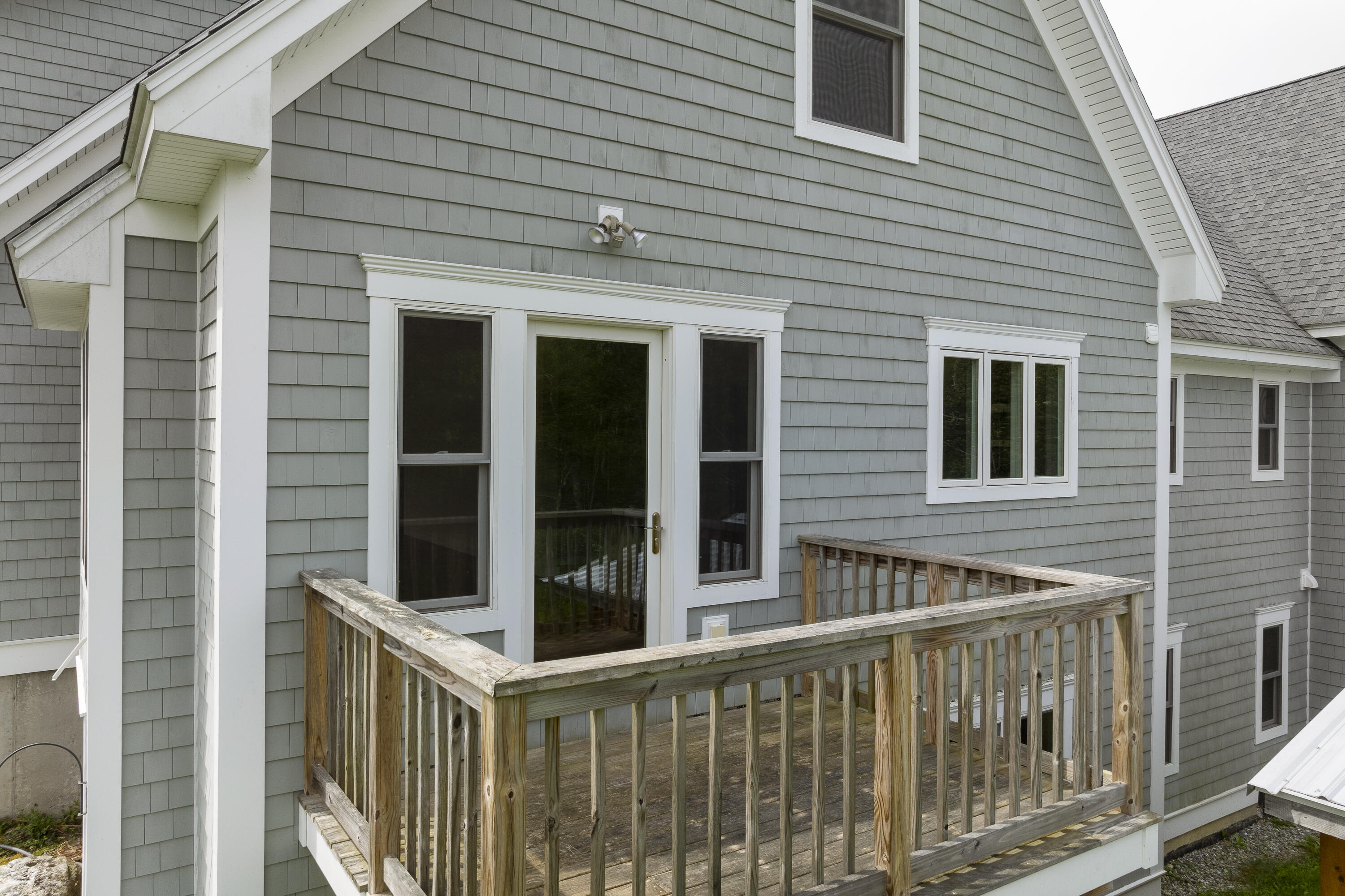 222 Pond Road