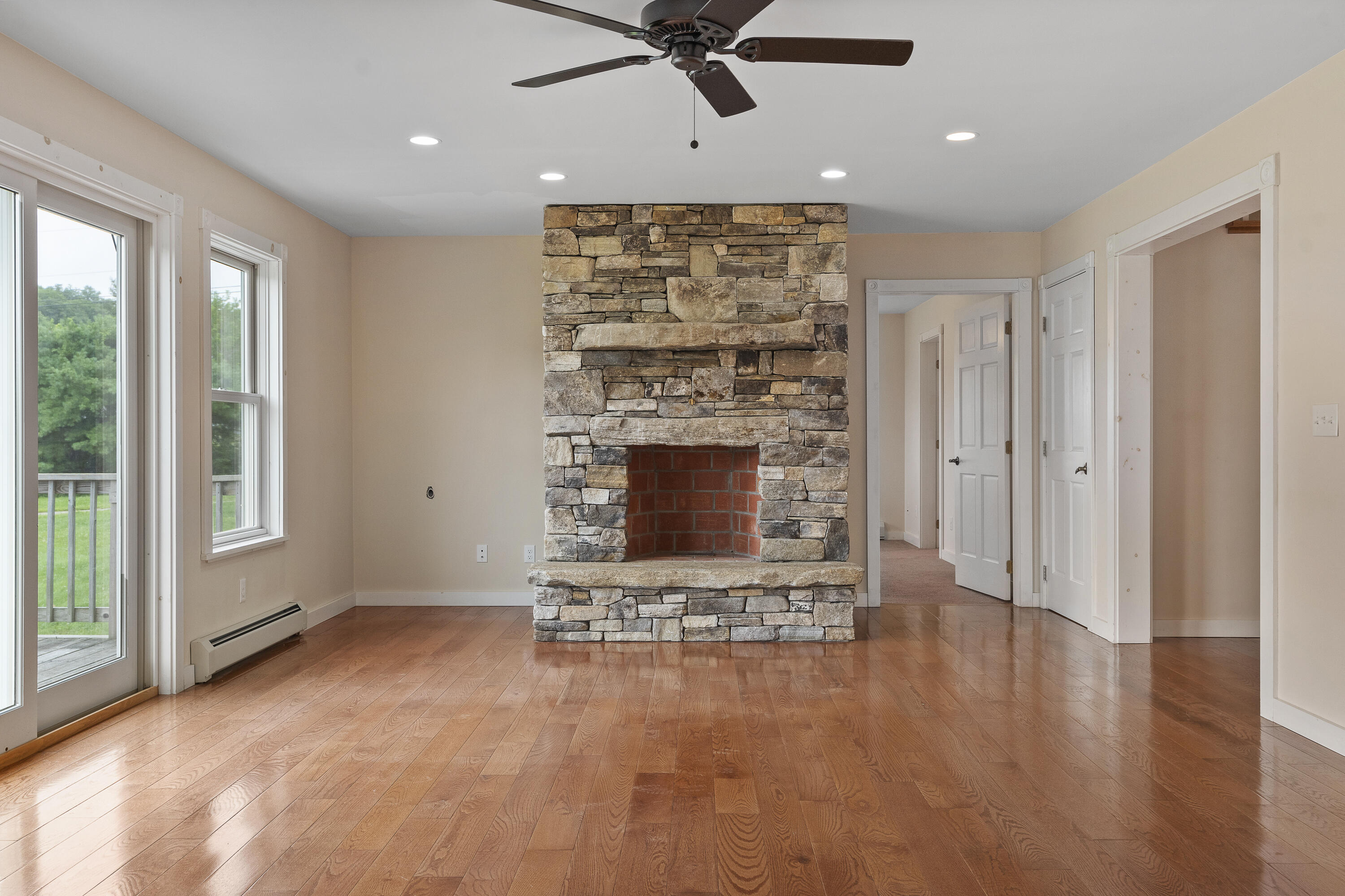 222 Pond Road