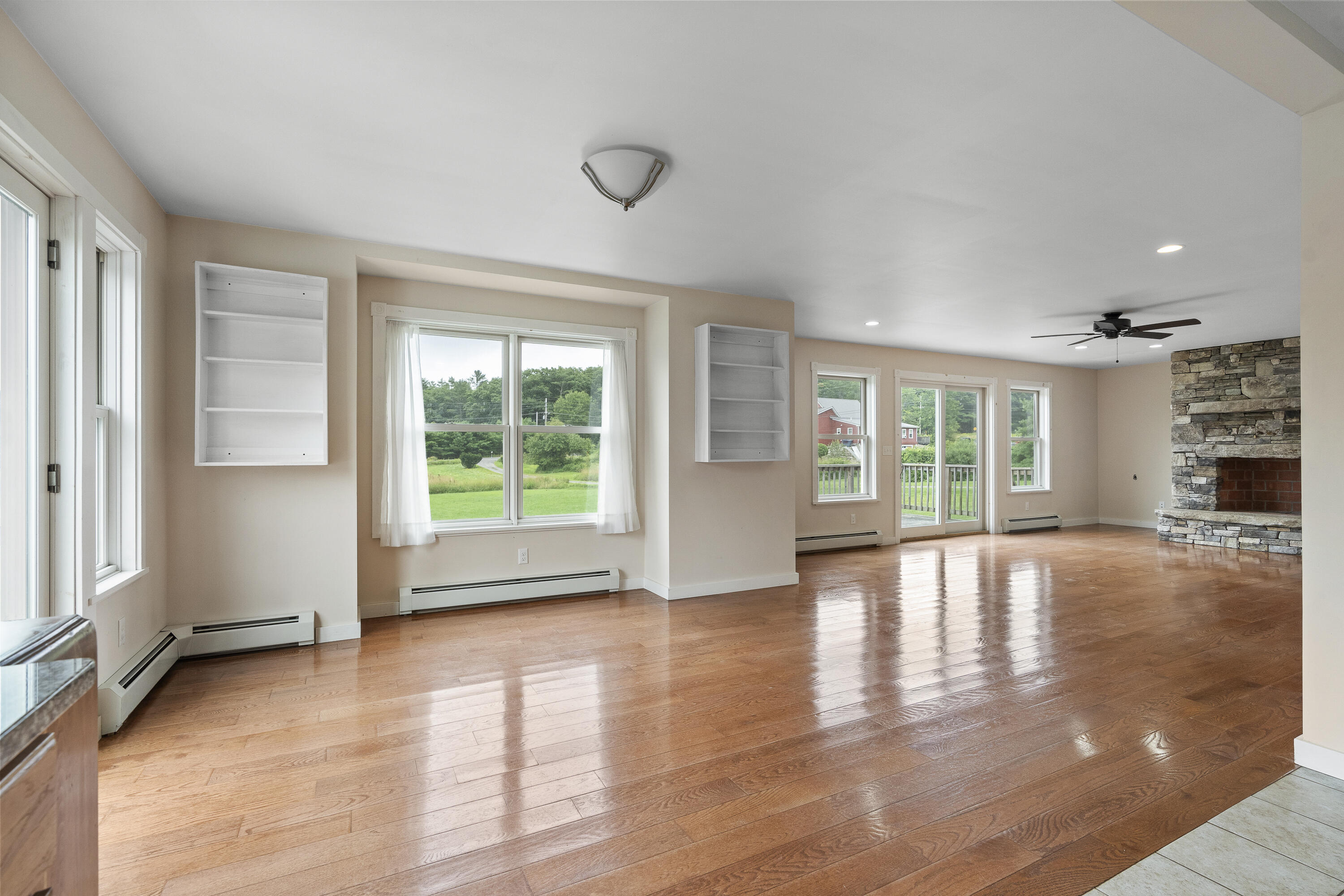 222 Pond Road