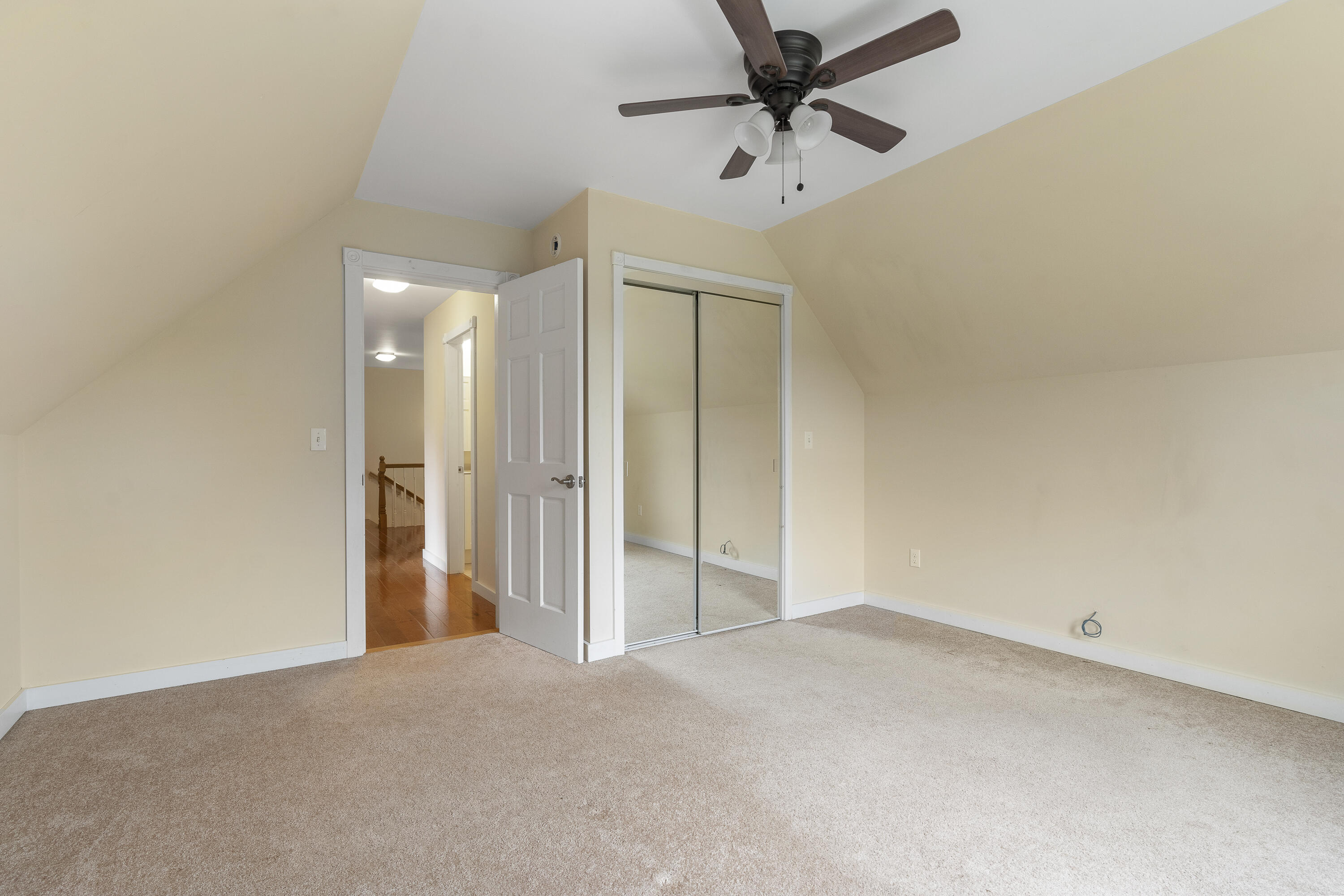 222 Pond Road