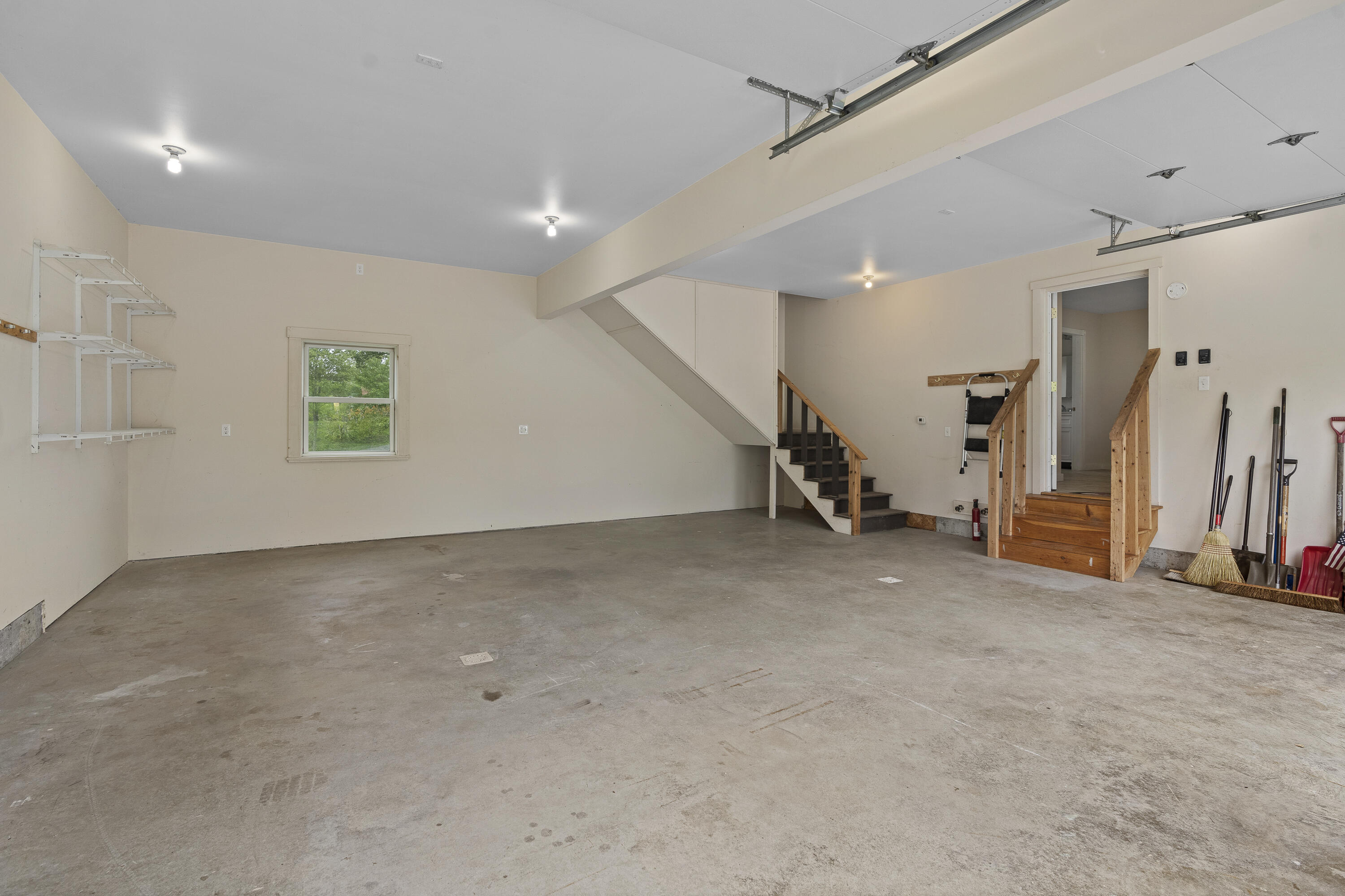 222 Pond Road