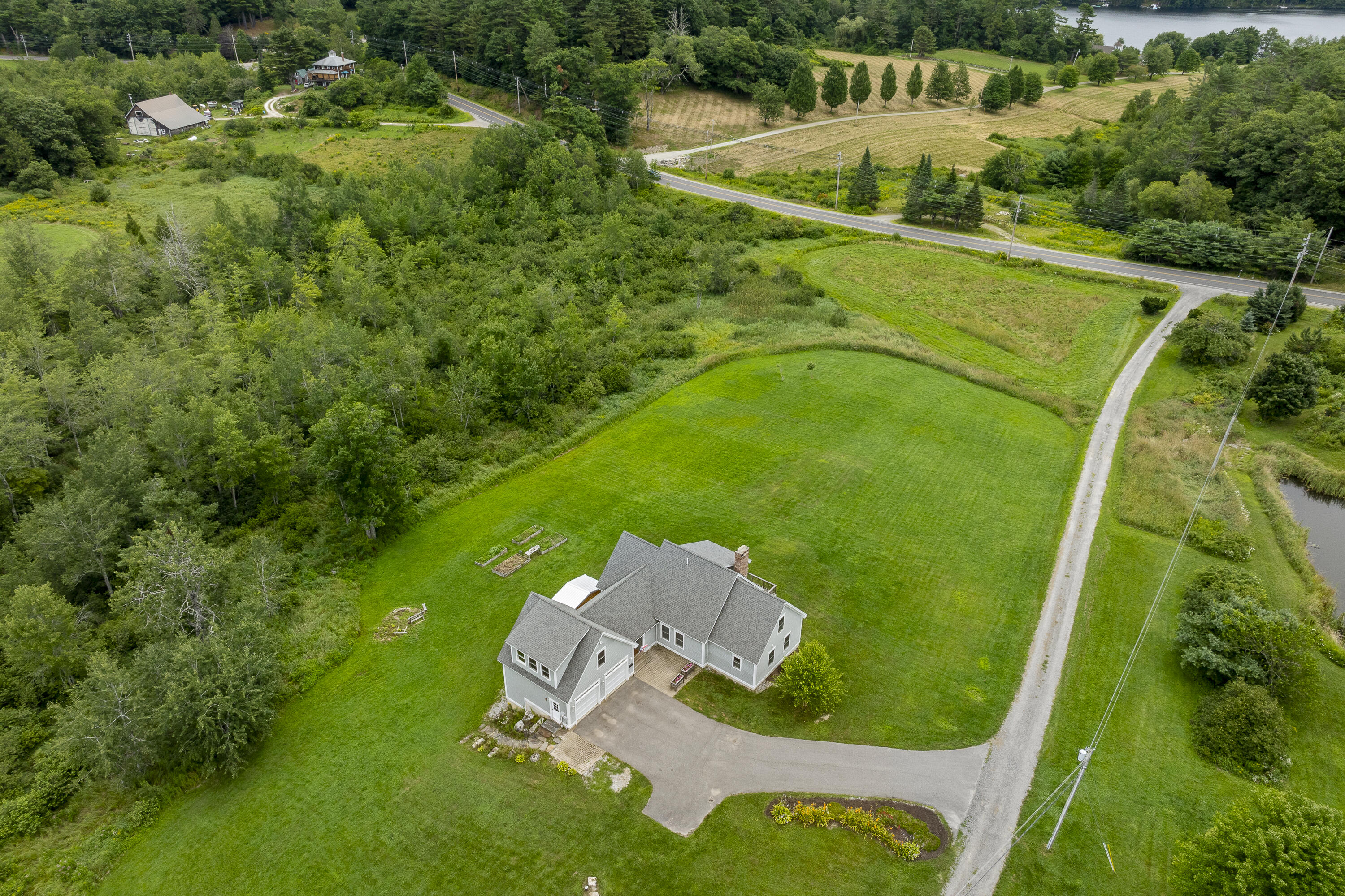 222 Pond Road