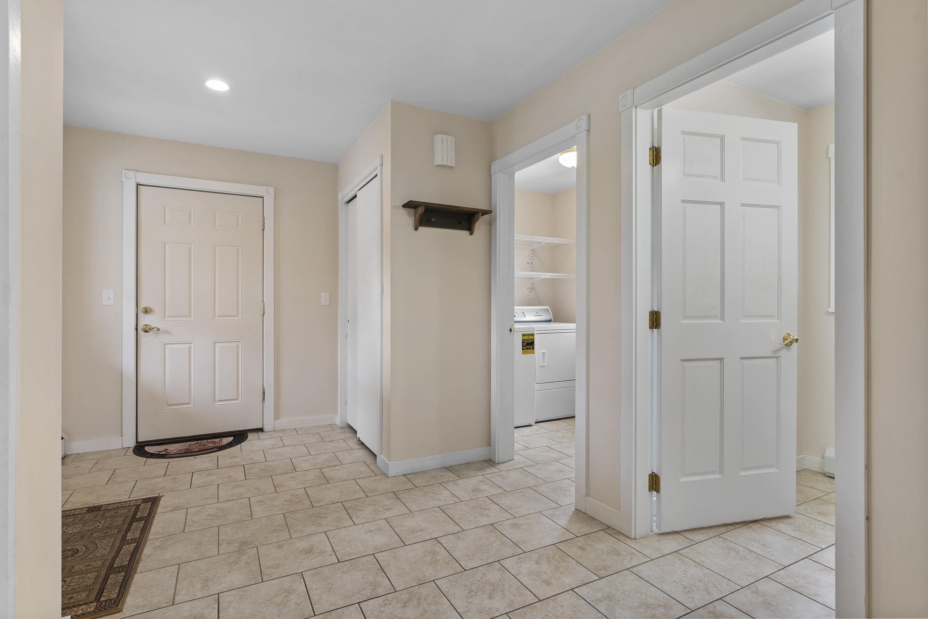 222 Pond Road