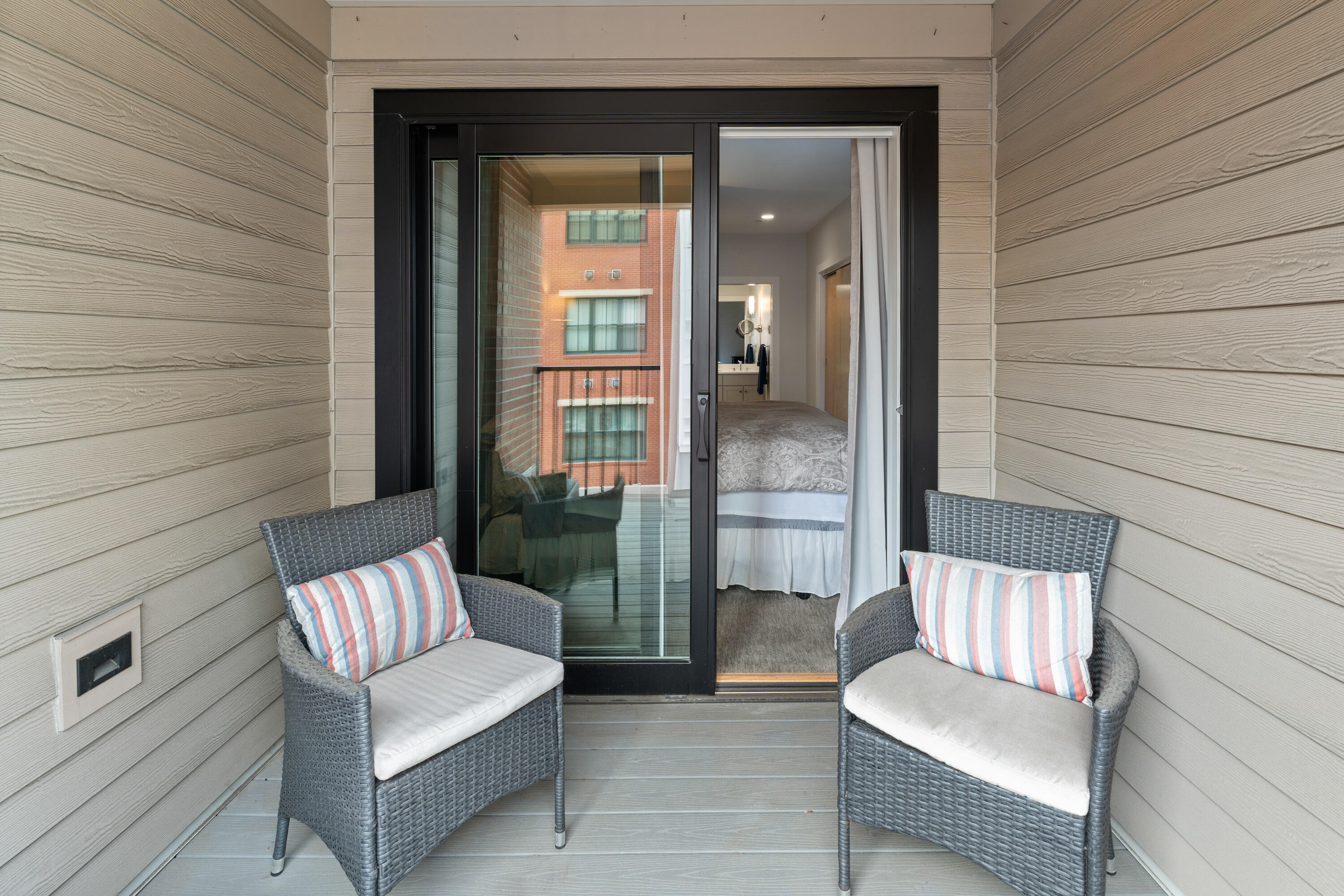 113 Newbury Street, 103