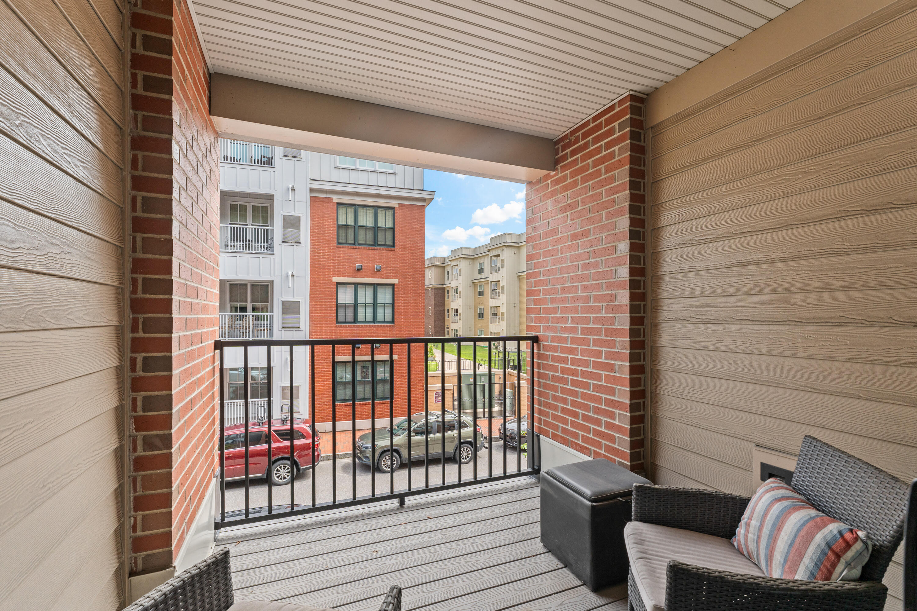 113 Newbury Street, 103