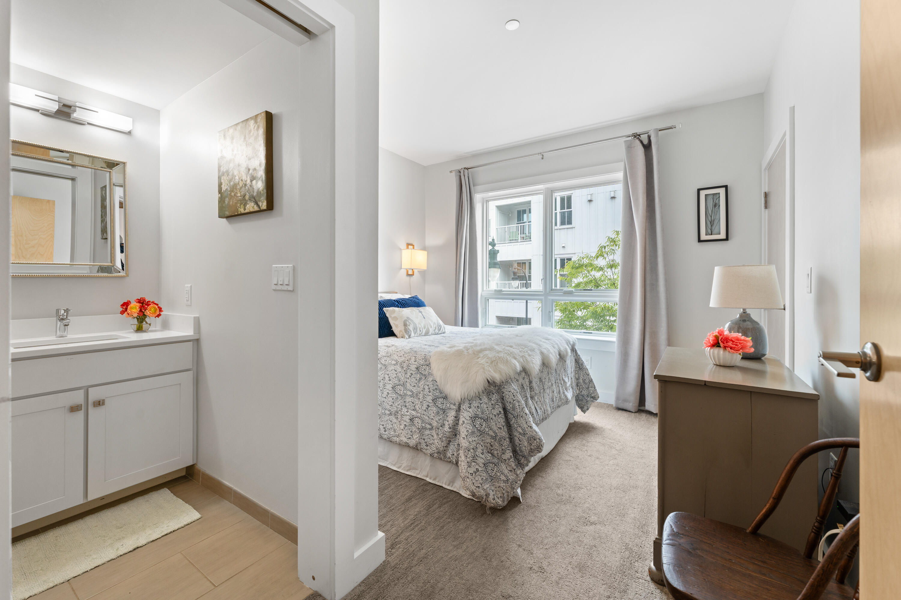 113 Newbury Street, 103