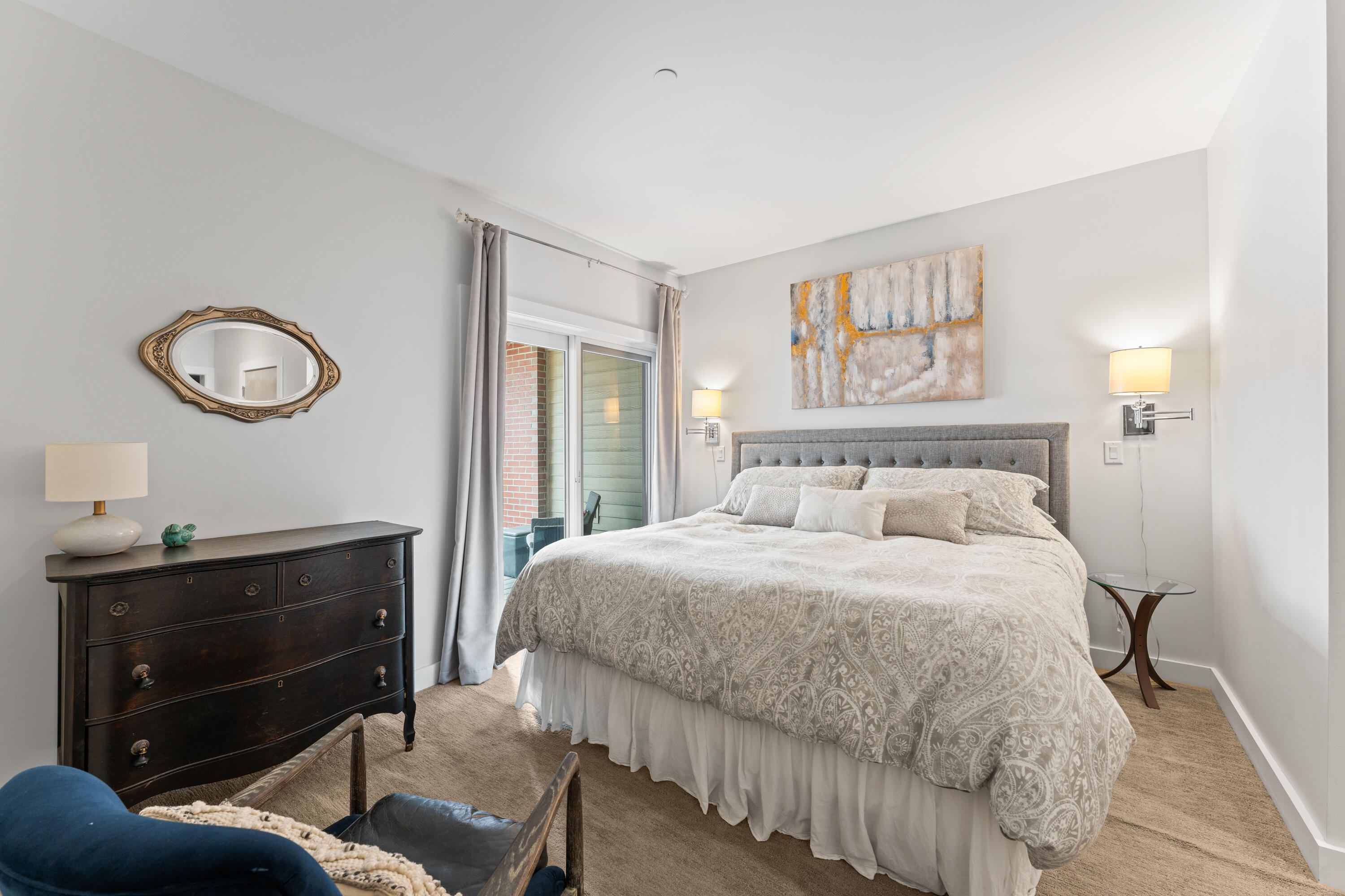 113 Newbury Street, 103