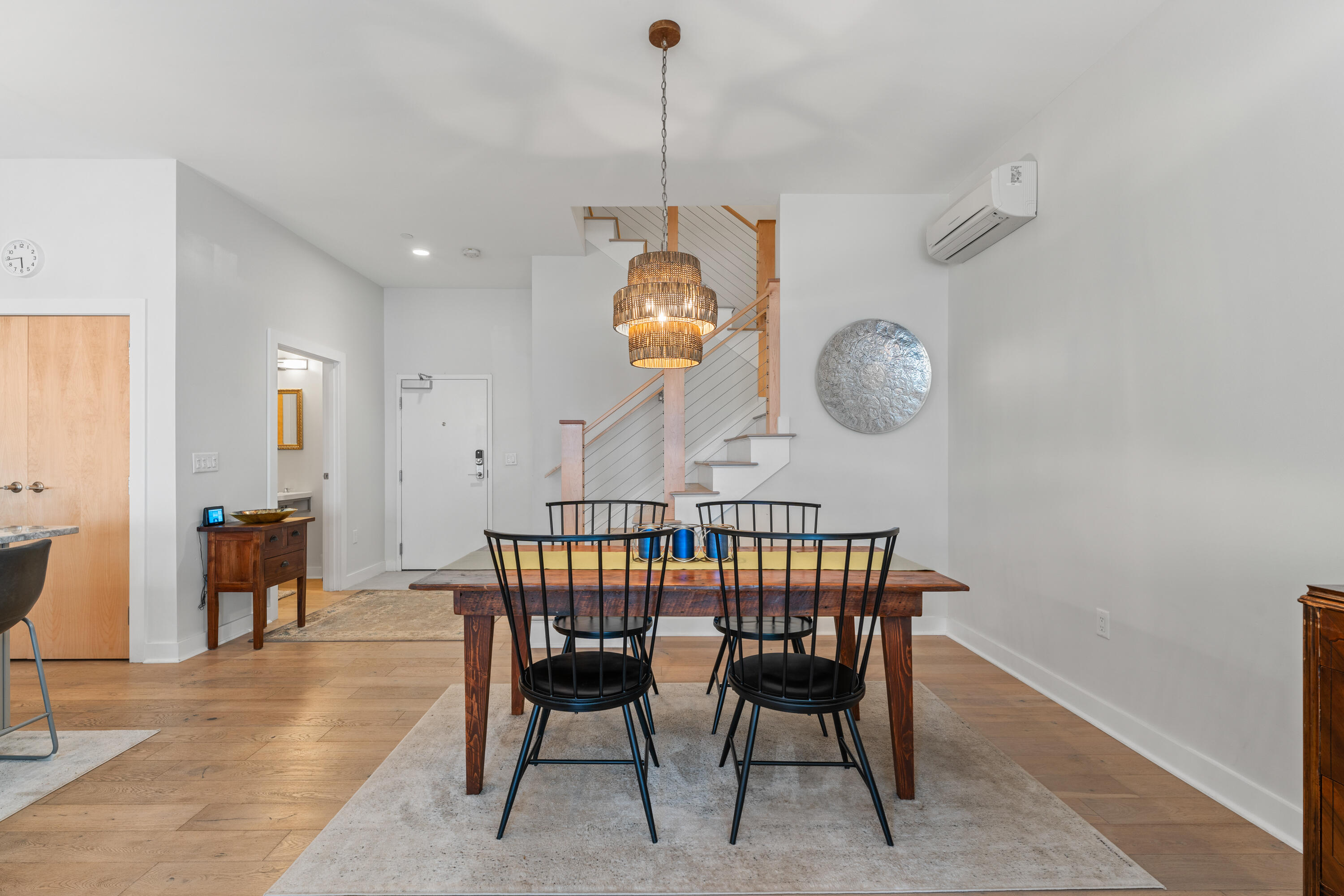 113 Newbury Street, 103
