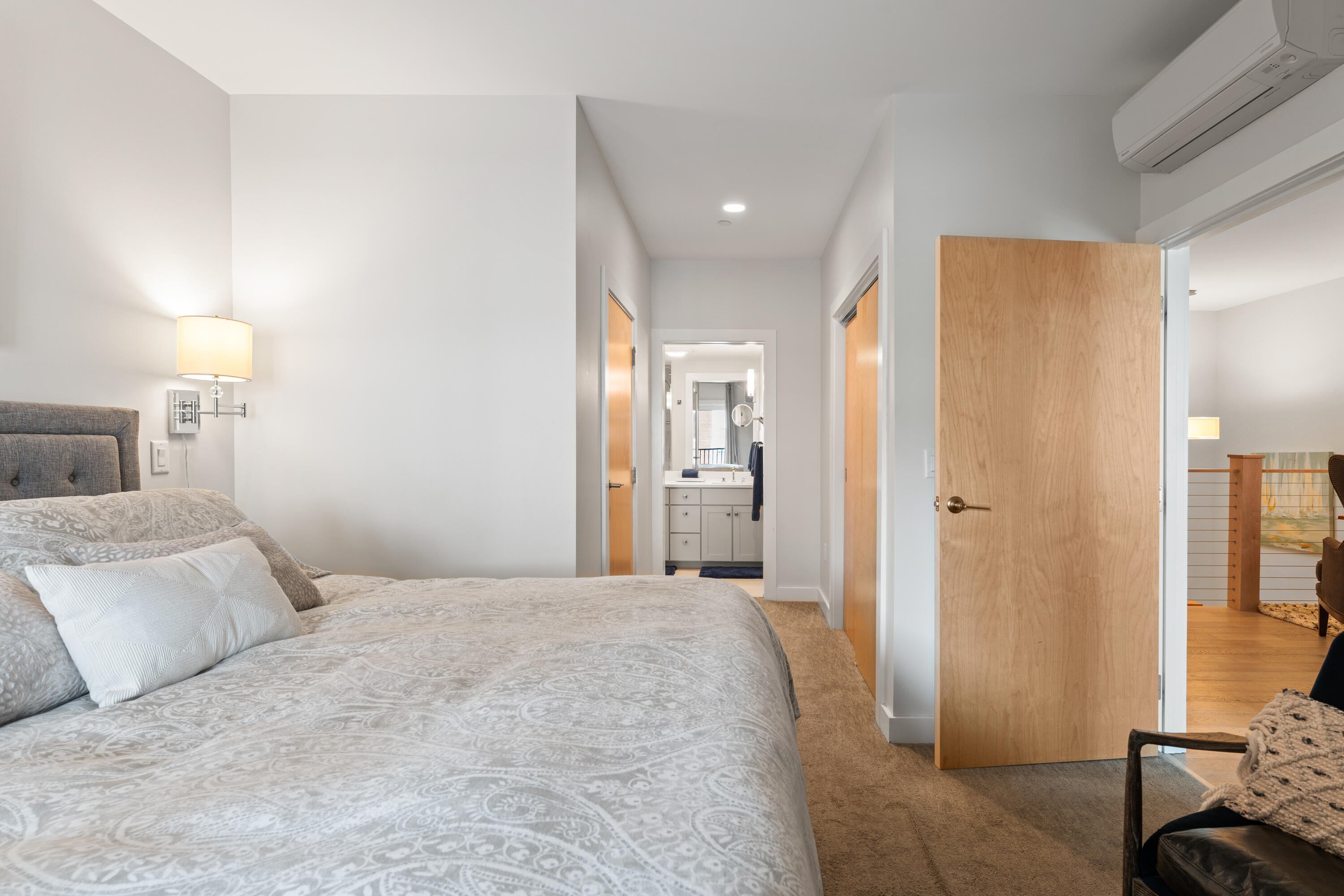 113 Newbury Street, 103