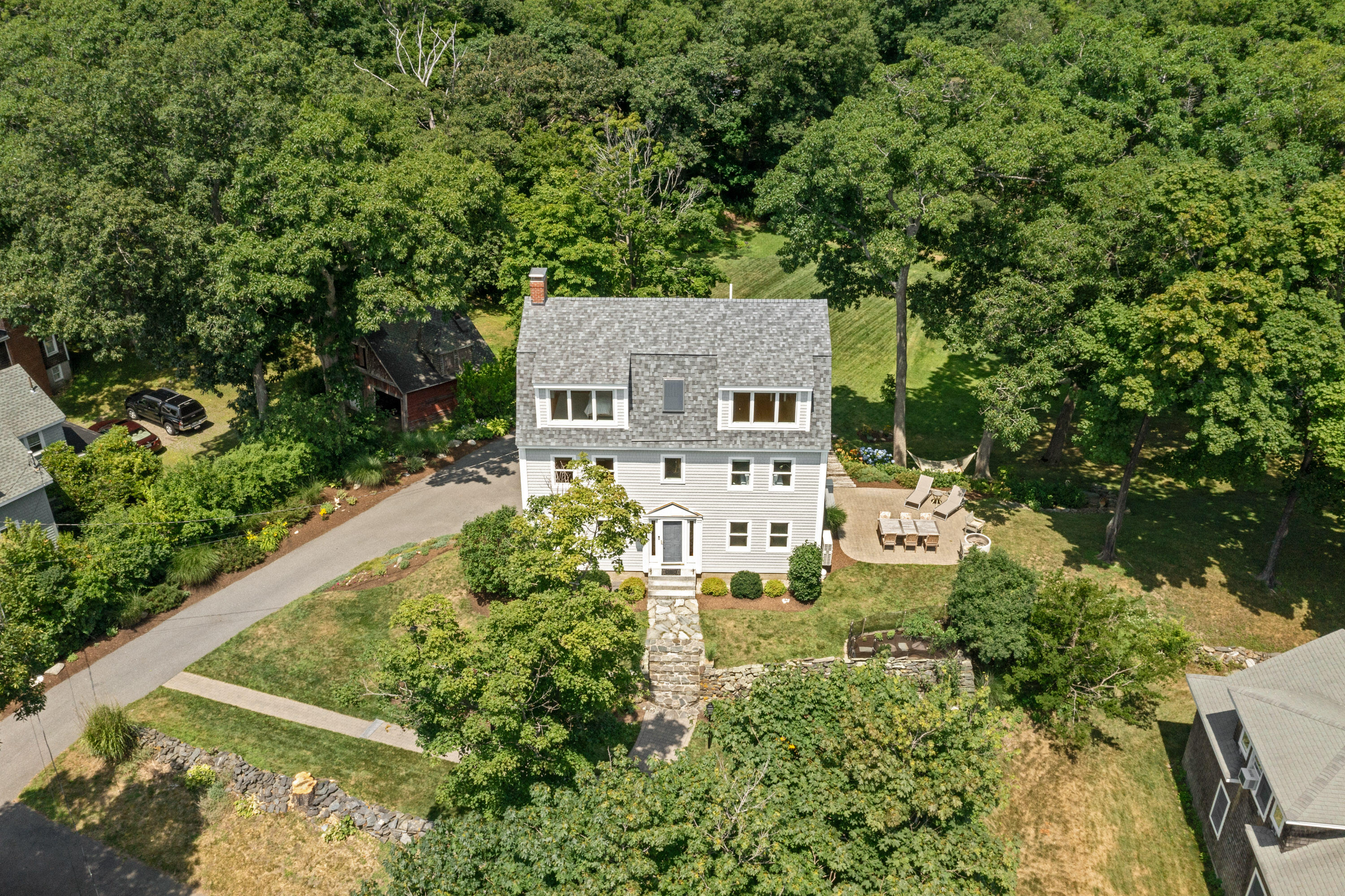 3 Roberts Lane