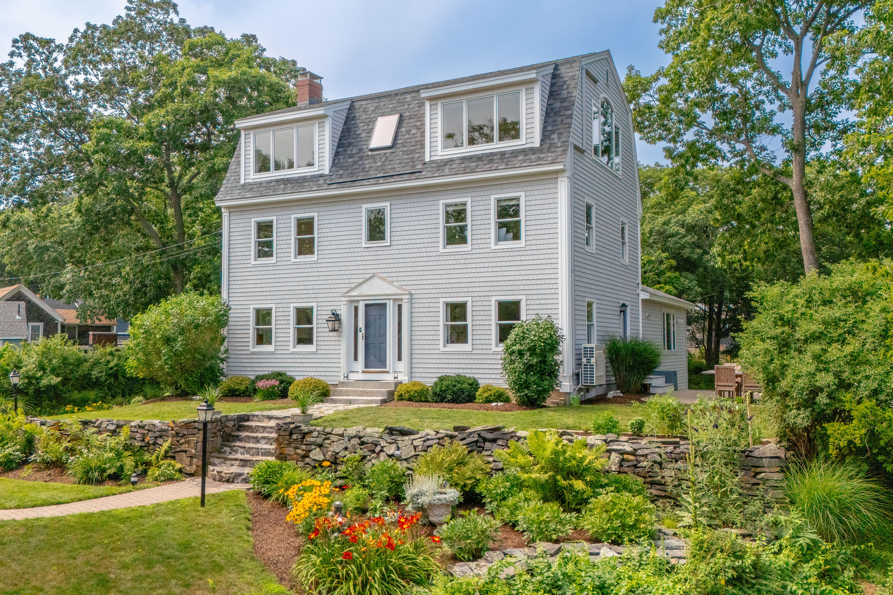 3 Roberts Lane