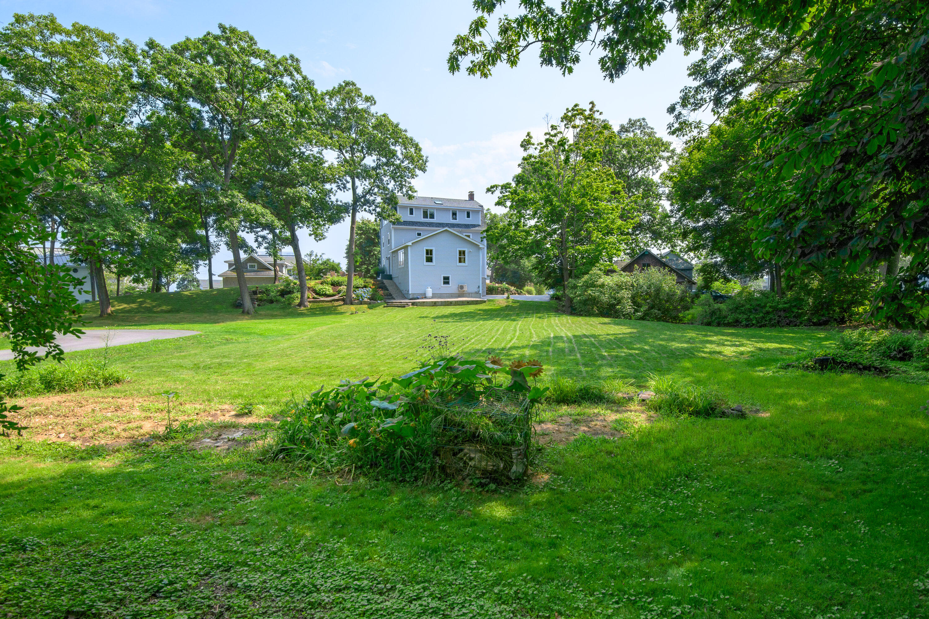3 Roberts Lane