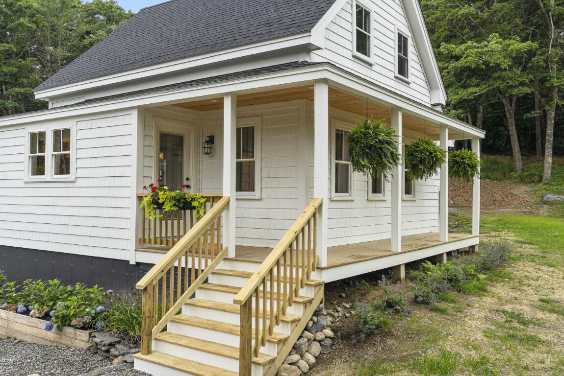 9 Bayville Road