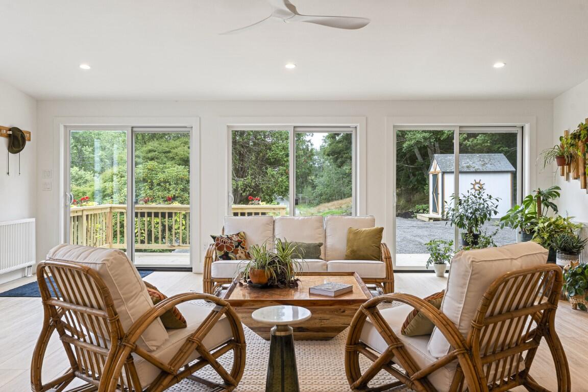 9 Bayville Road