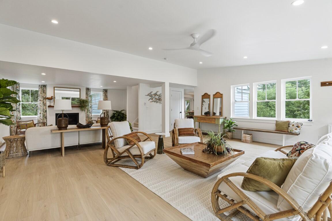 9 Bayville Road