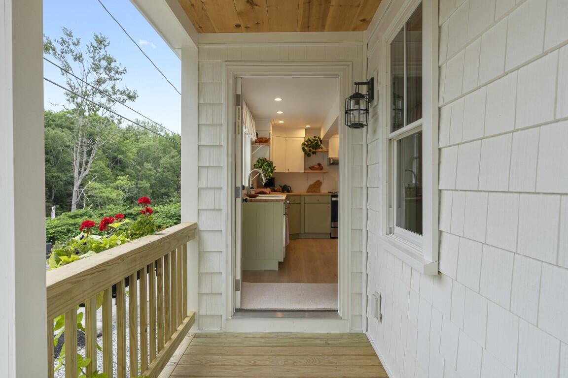 9 Bayville Road