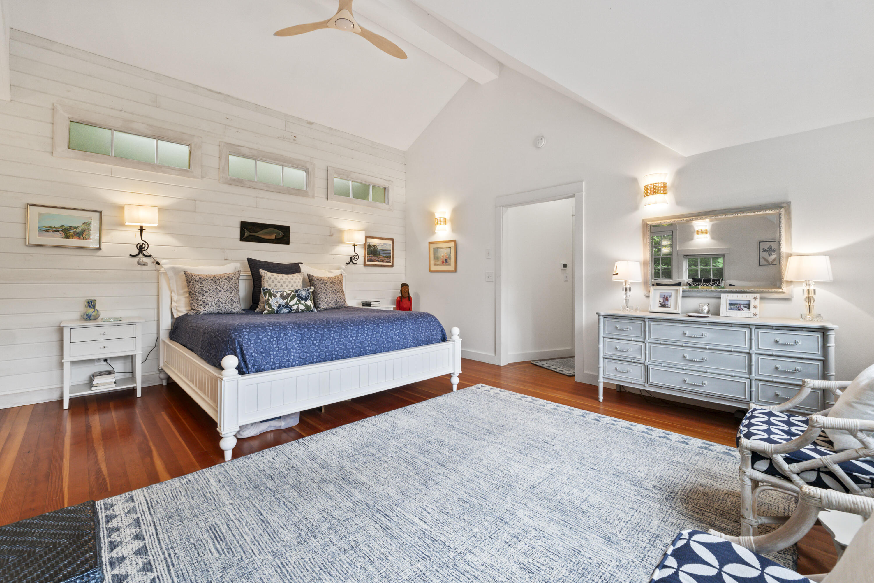 14 Shore Drive