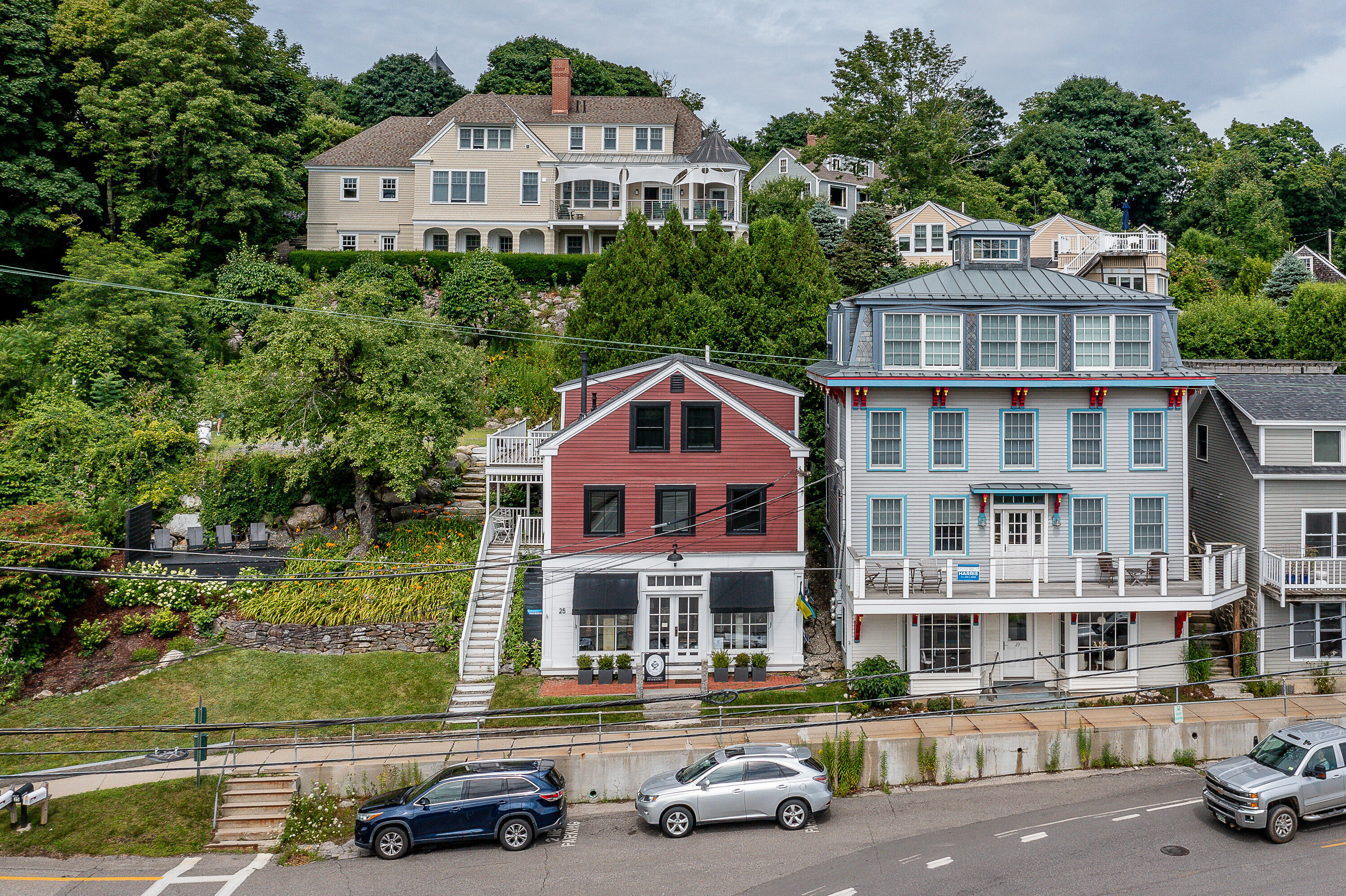 25 Main Street