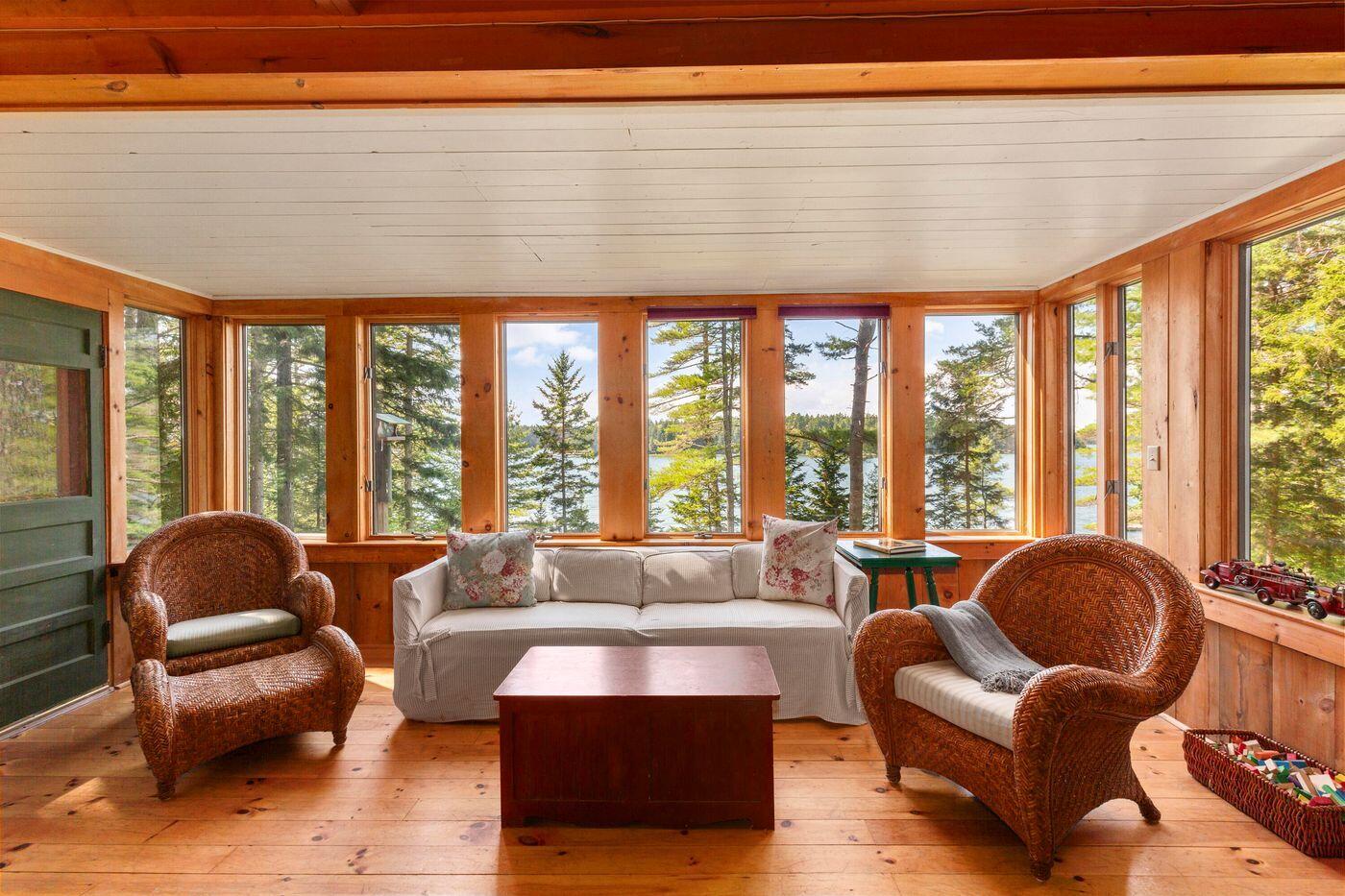 185 Forest Lake Road