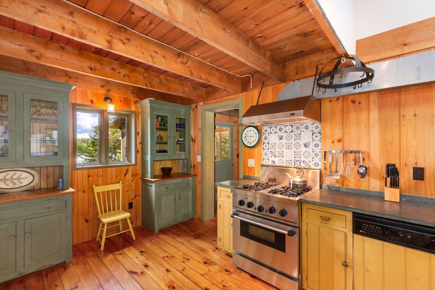185 Forest Lake Road