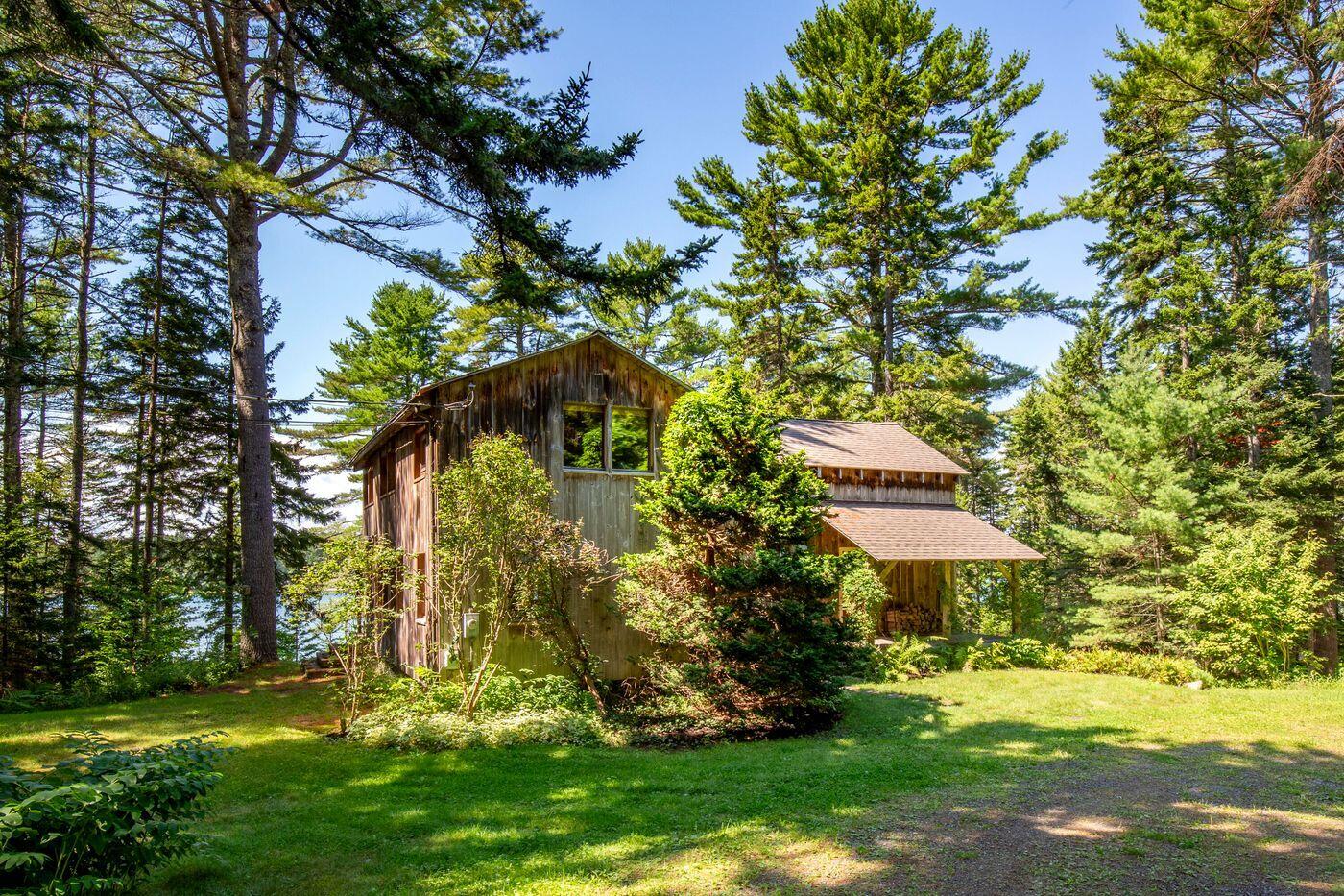 185 Forest Lake Road