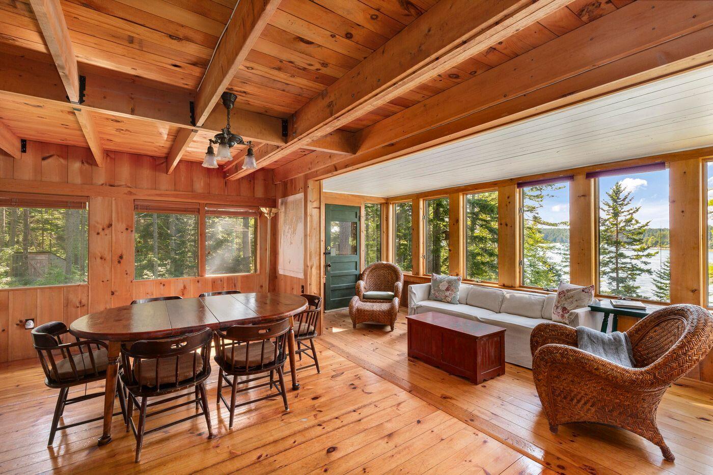 185 Forest Lake Road