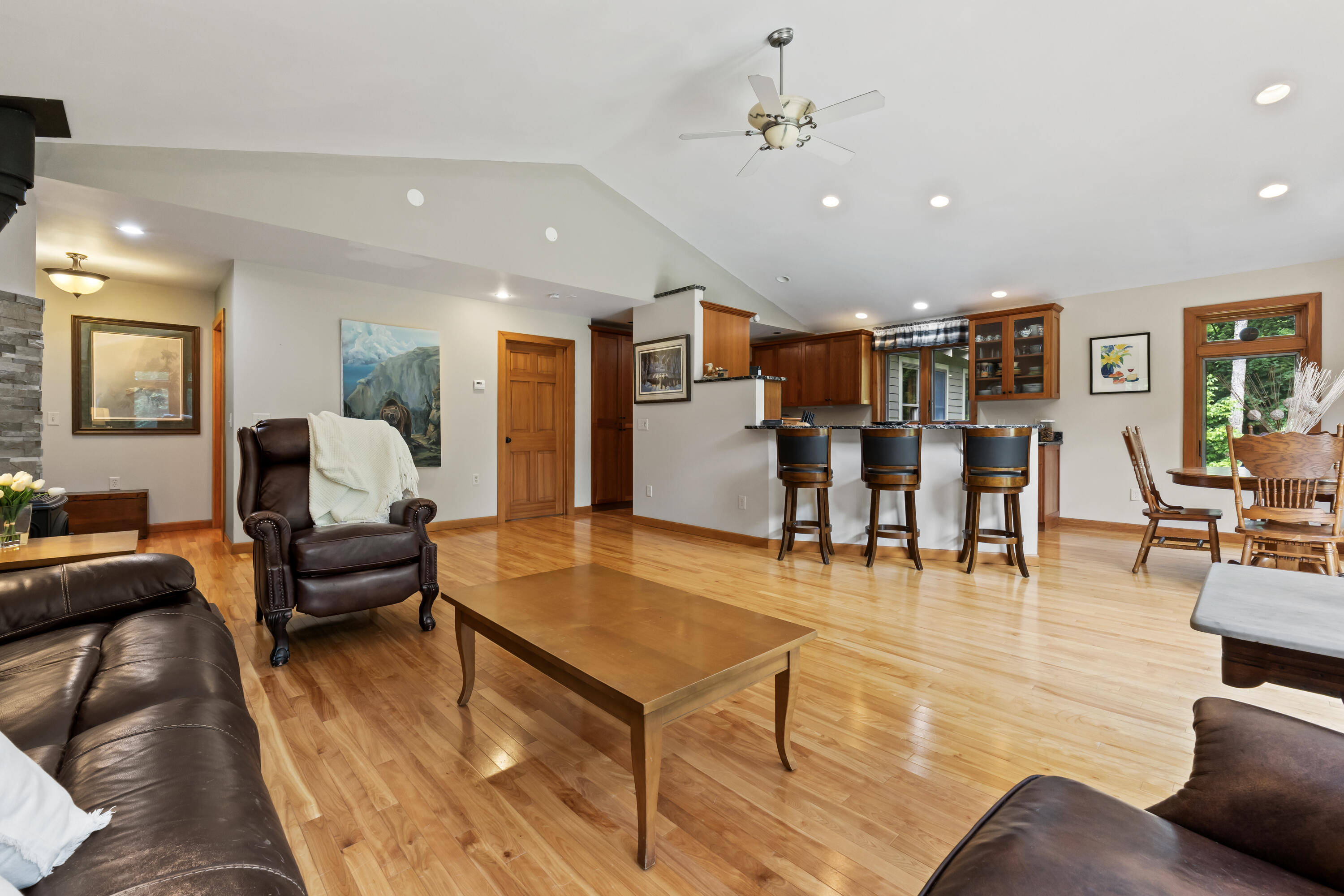 472 Townhouse Road