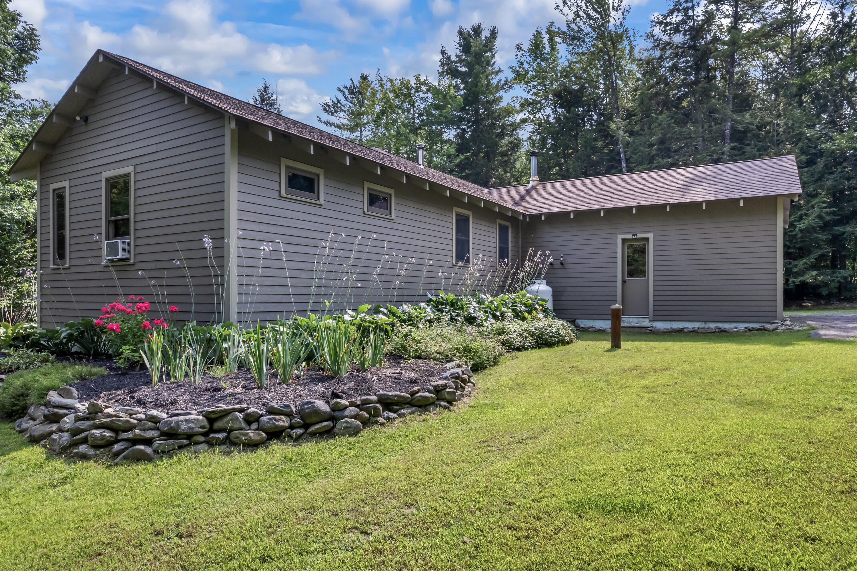 472 Townhouse Road