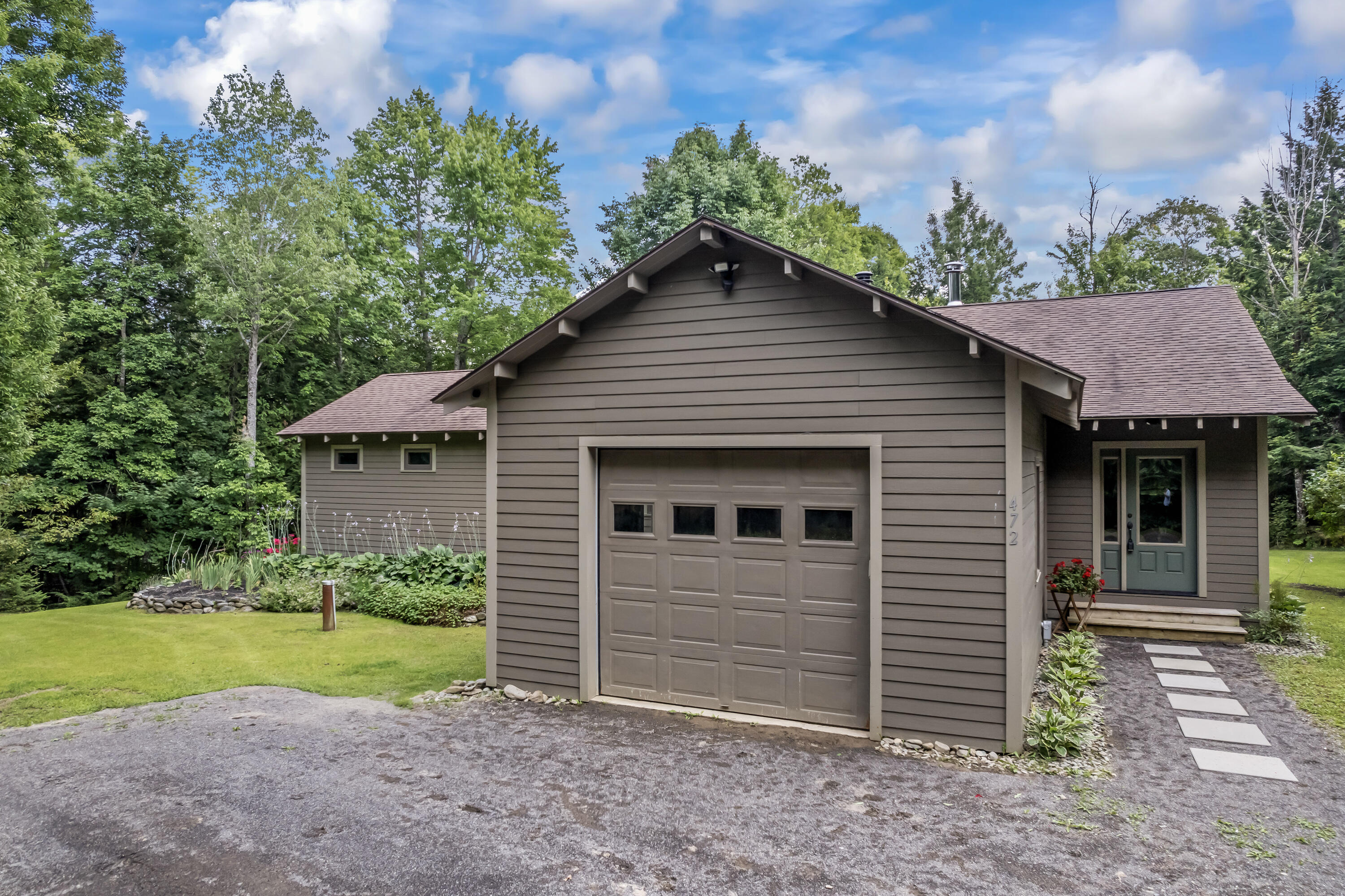 472 Townhouse Road