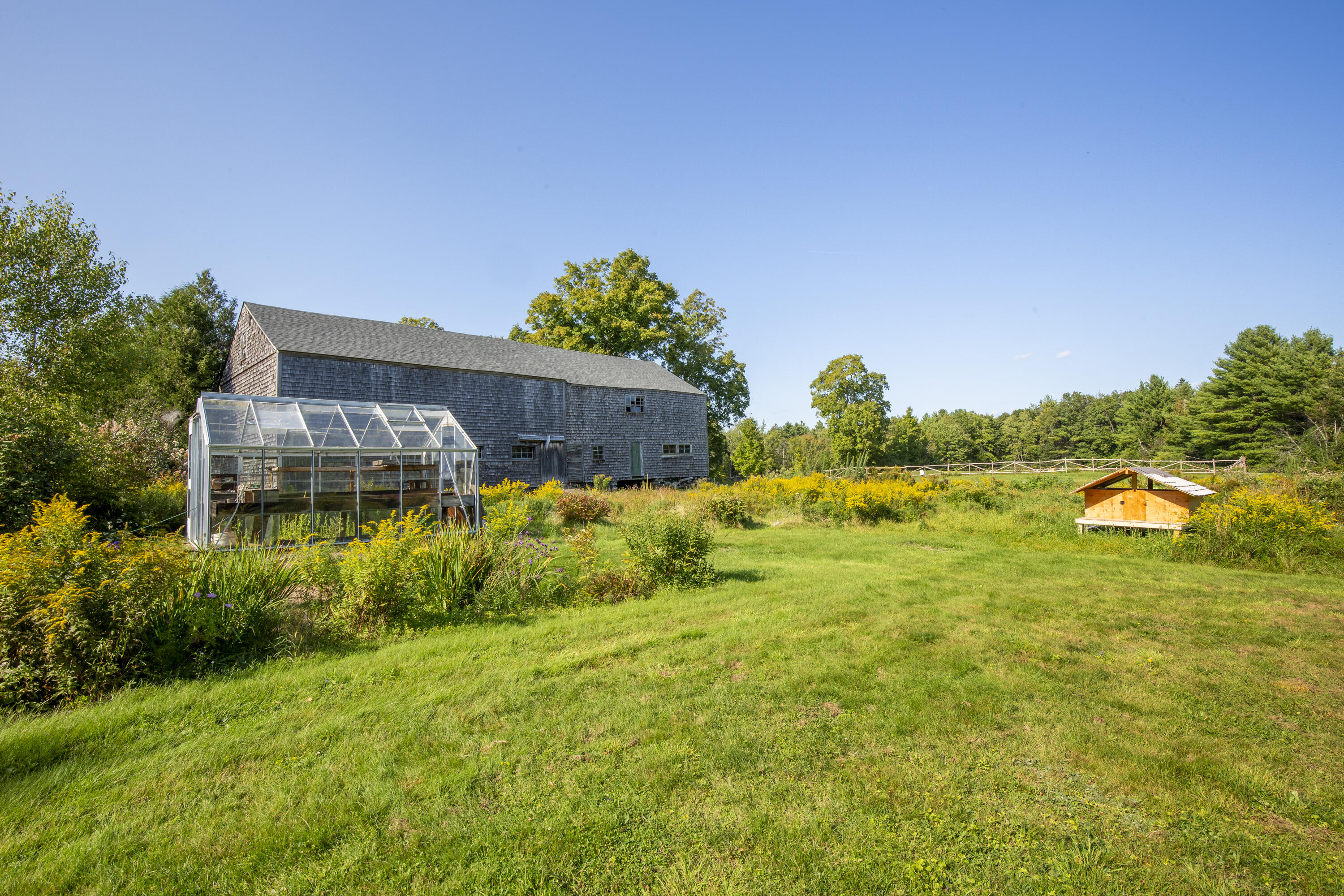 284 Lawry Road