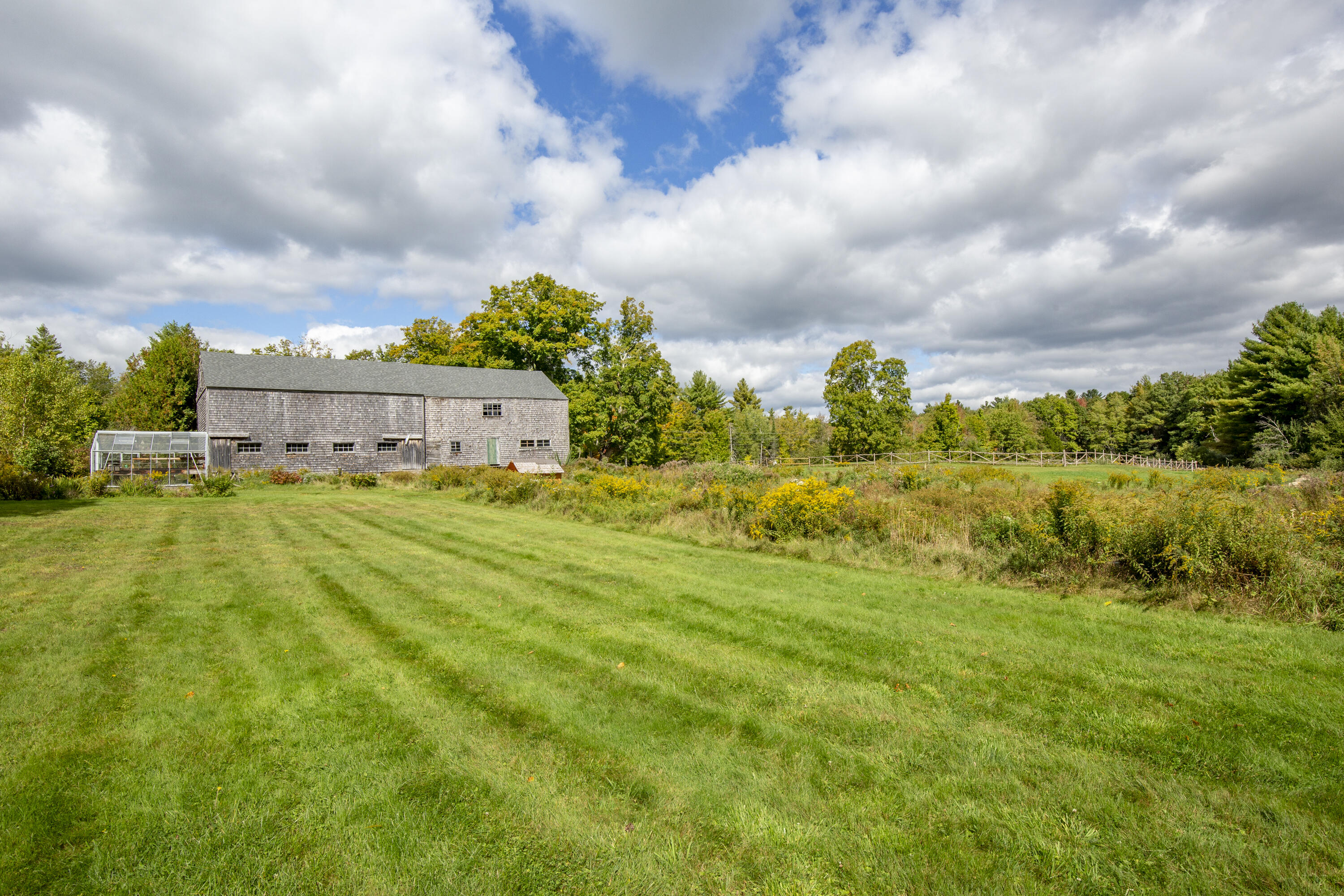 284 Lawry Road