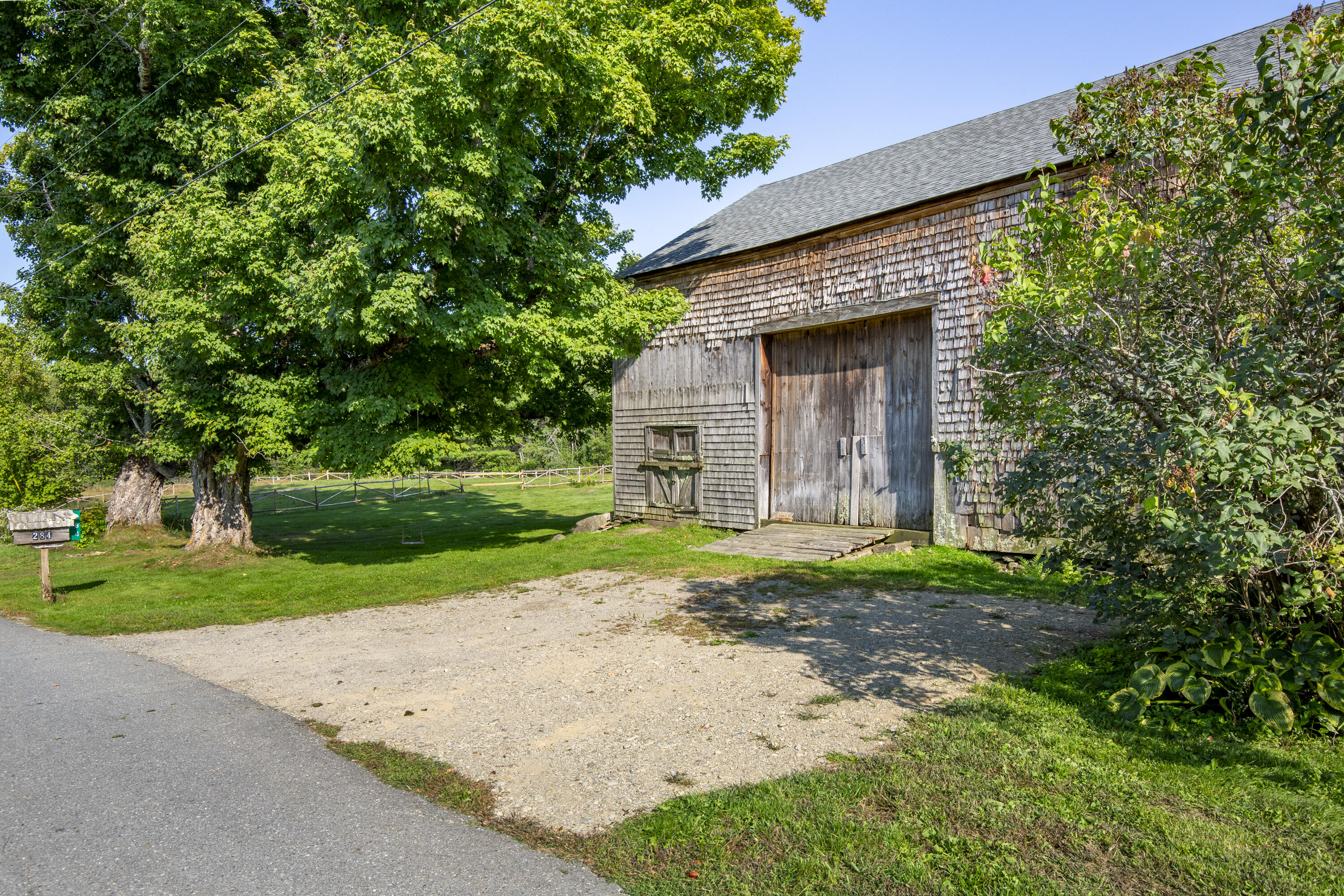 284 Lawry Road