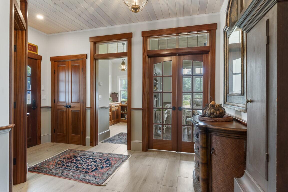3 Harbor Ledge Lane
